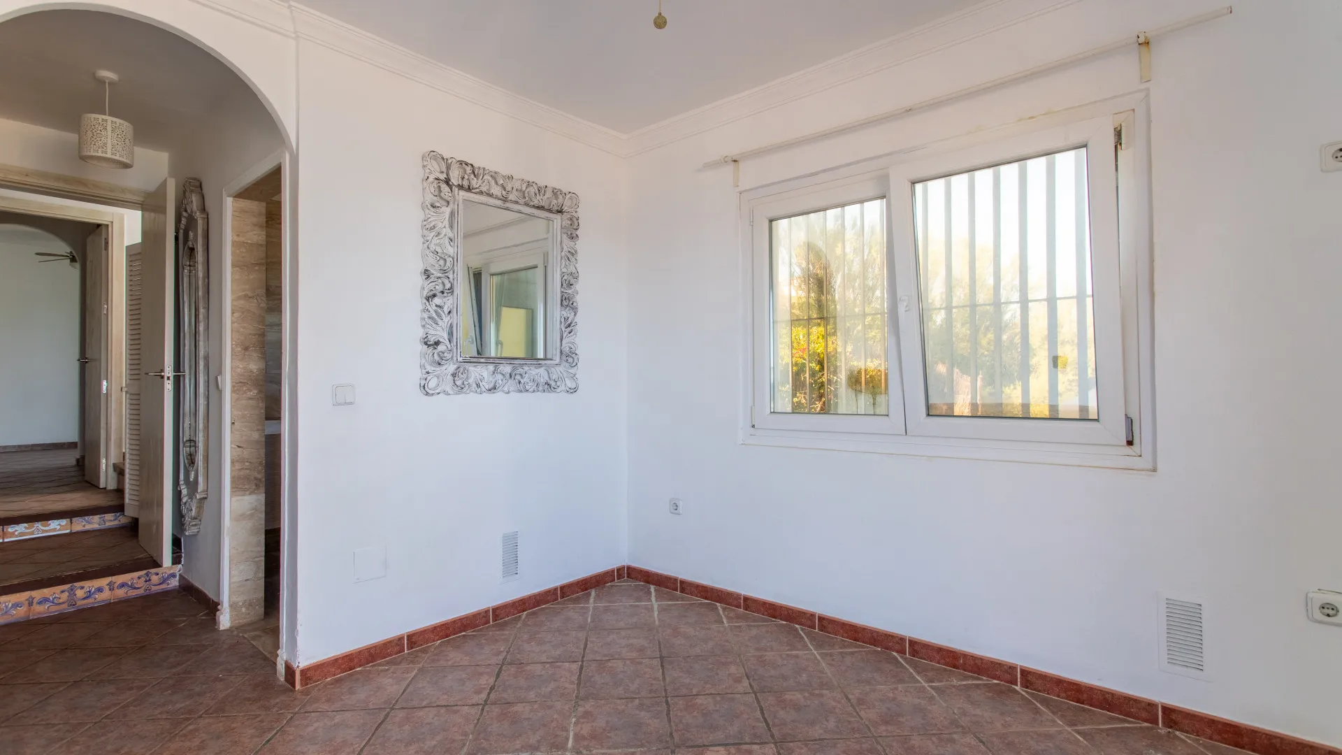 Villa in Chullera for sale