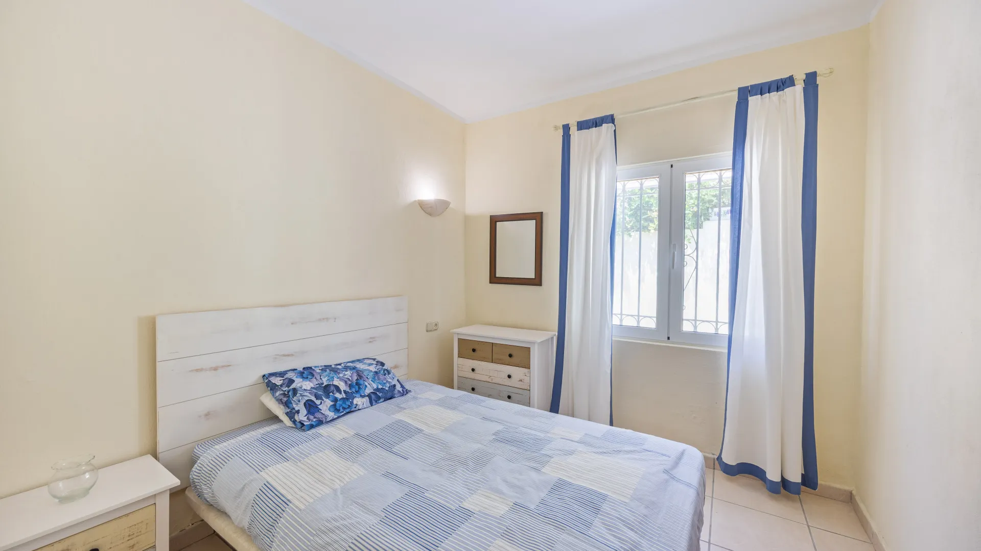 Chalet a la venta en Jardin Tropical con 3 dormitorios