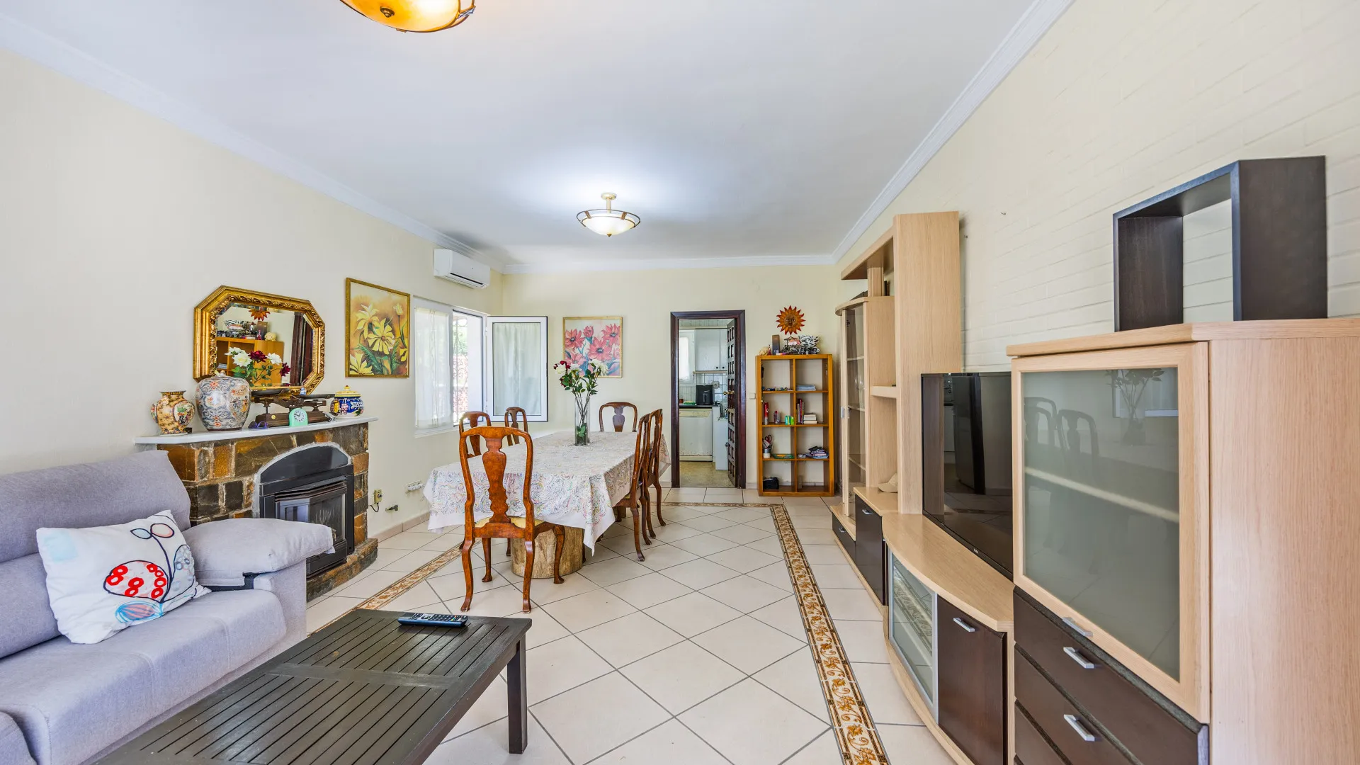 Chalet a la venta en Jardin Tropical con 3 dormitorios