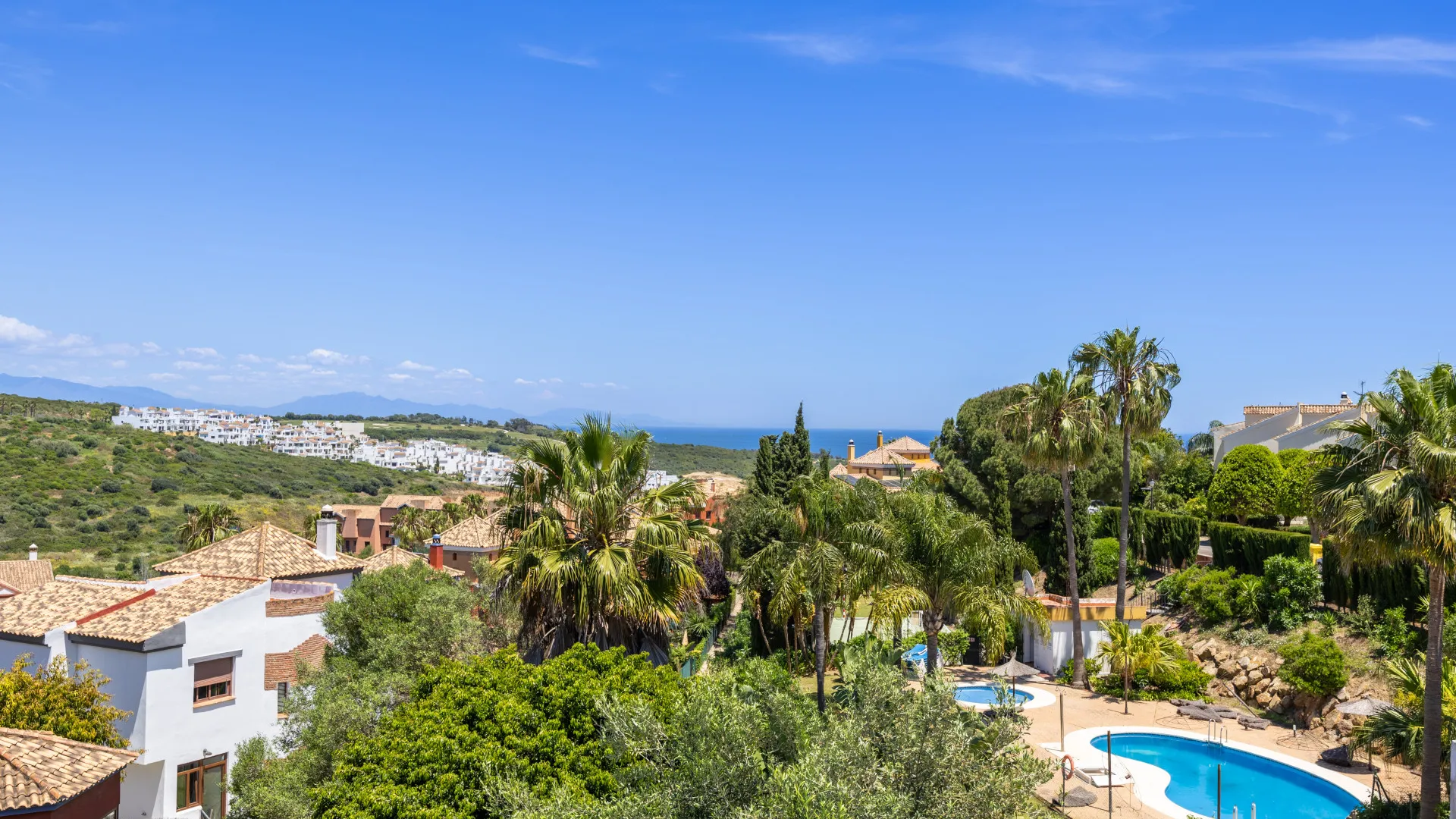 For sale town house with 3 bedrooms in Alcaidesa Costa