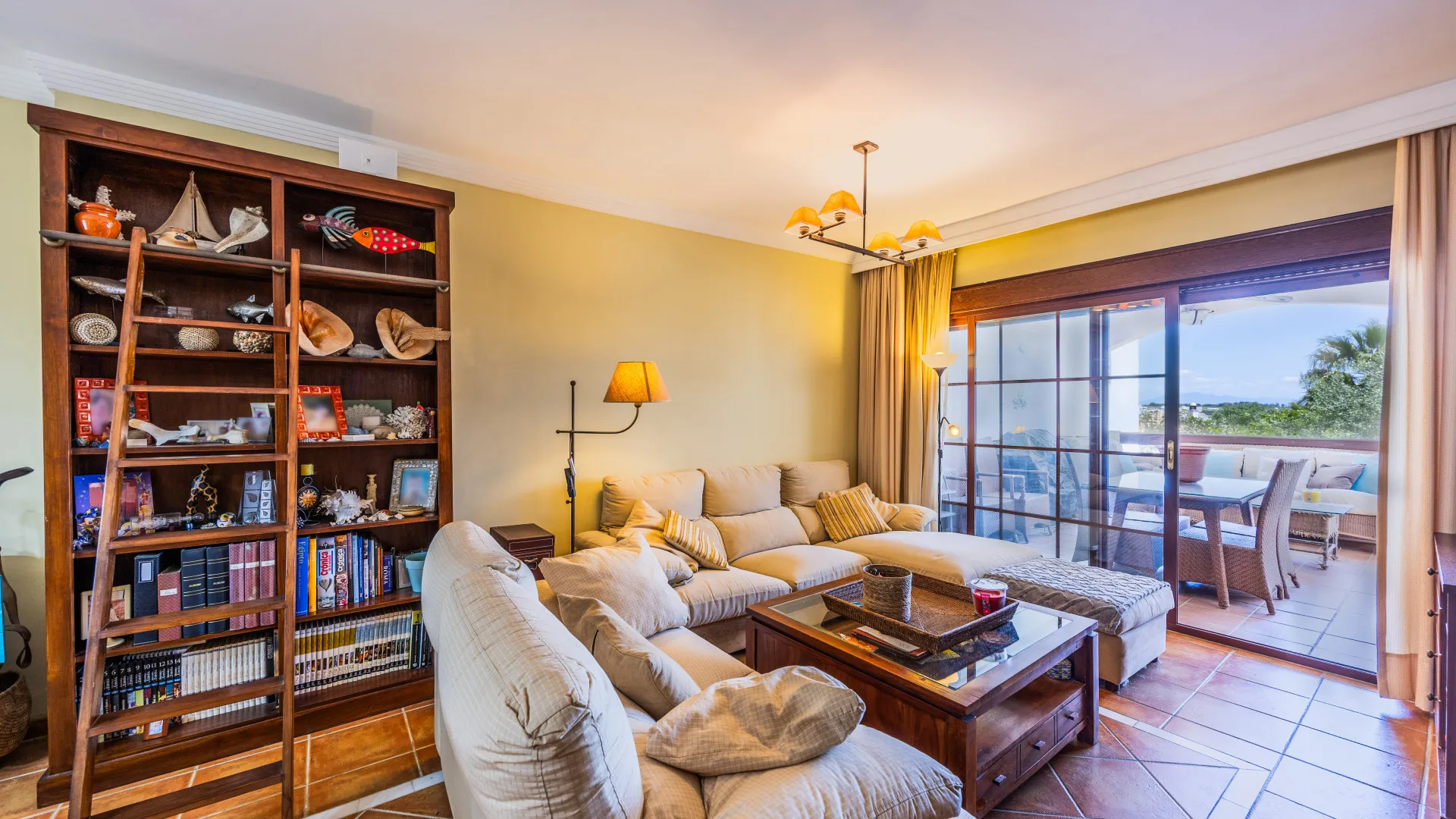 For sale town house with 3 bedrooms in Alcaidesa Costa