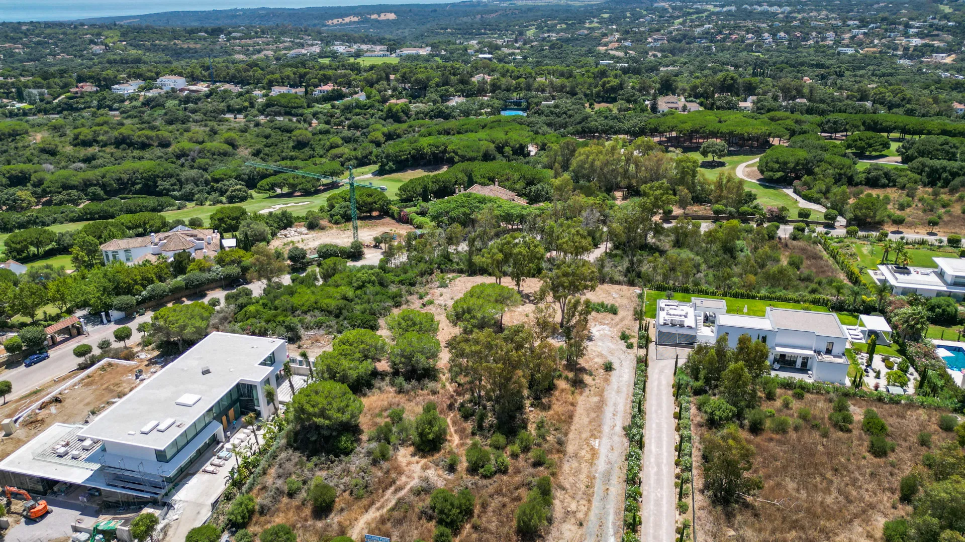 Plot for sale in Zona L