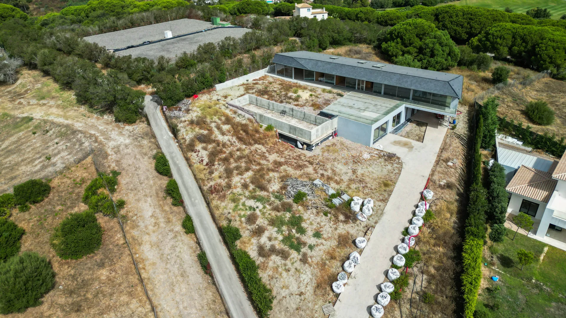 Se vende villa con 5 dormitorios en Zona L