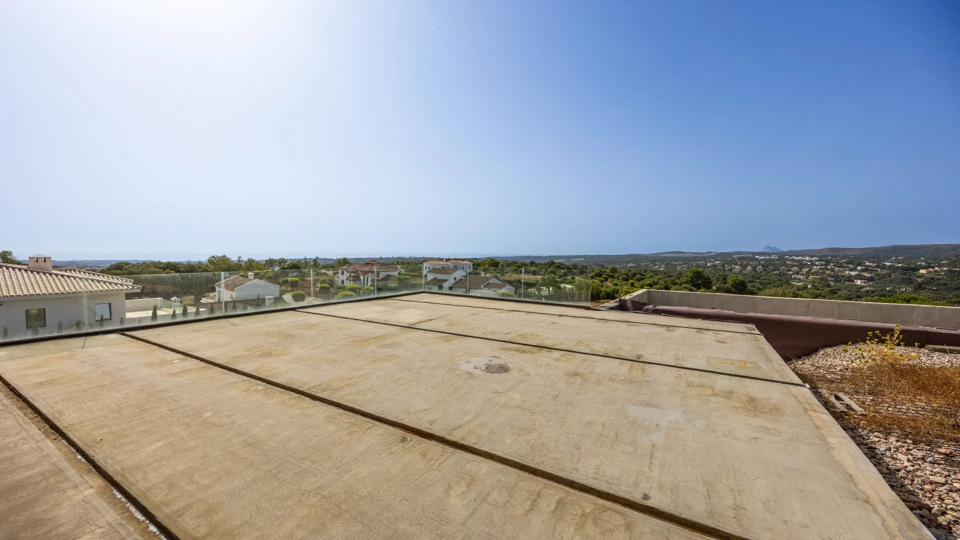 Se vende villa con 5 dormitorios en Zona L