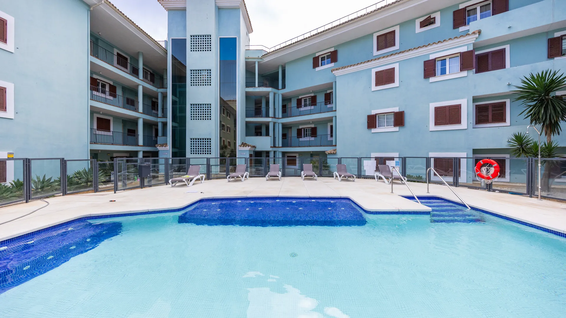 For sale Isla Carey apartment