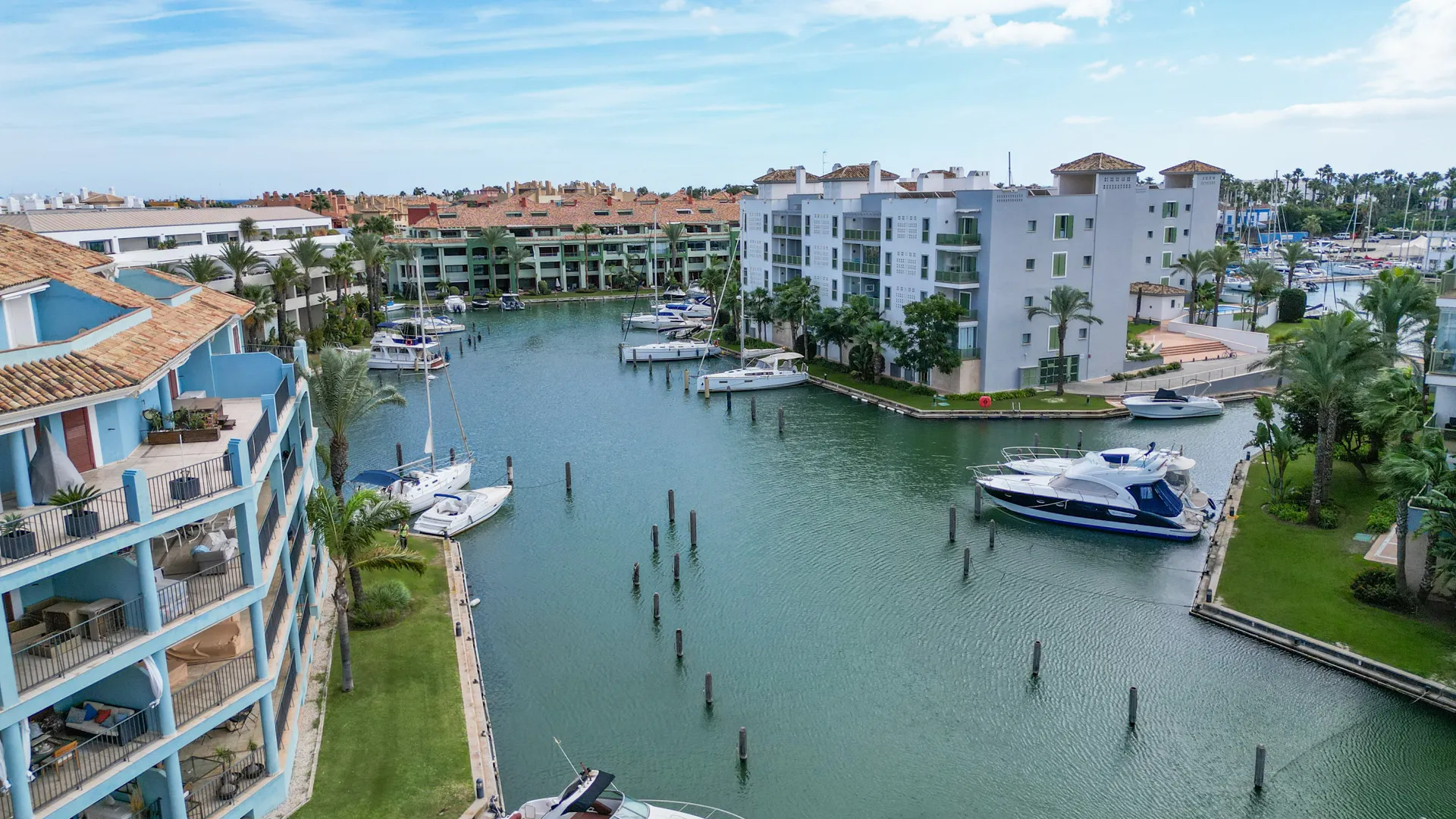 For sale Isla Carey apartment