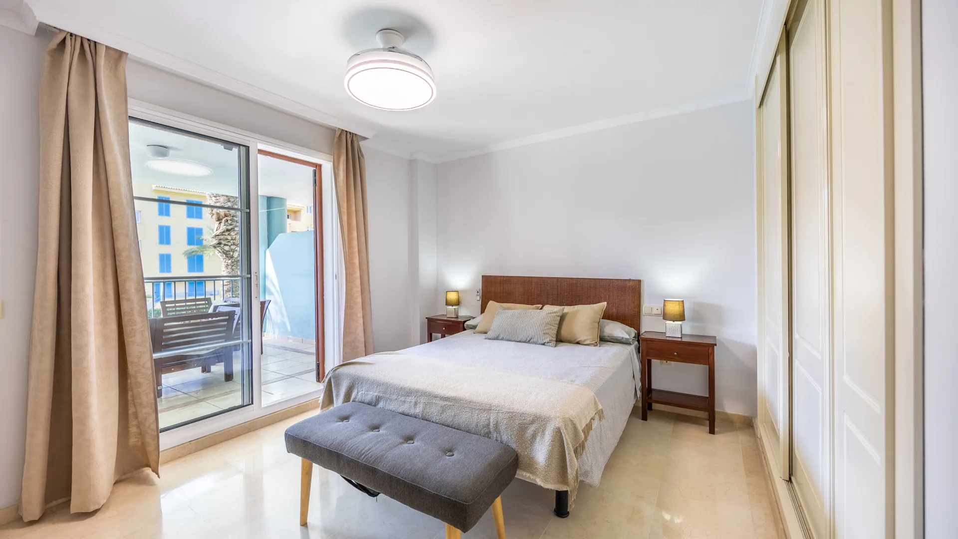 For sale Isla Carey apartment