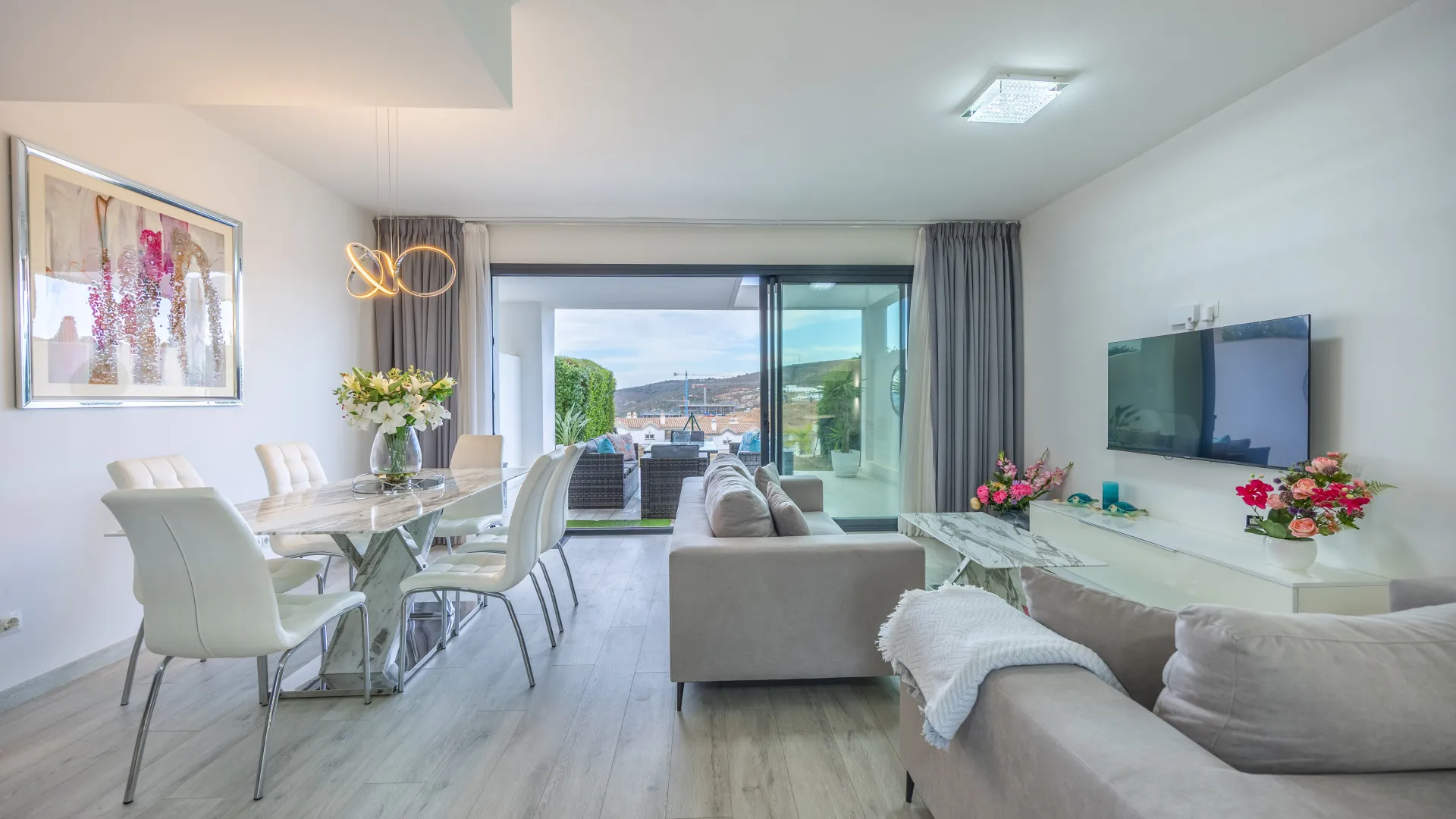 Town house in Bahia de las Rocas for sale