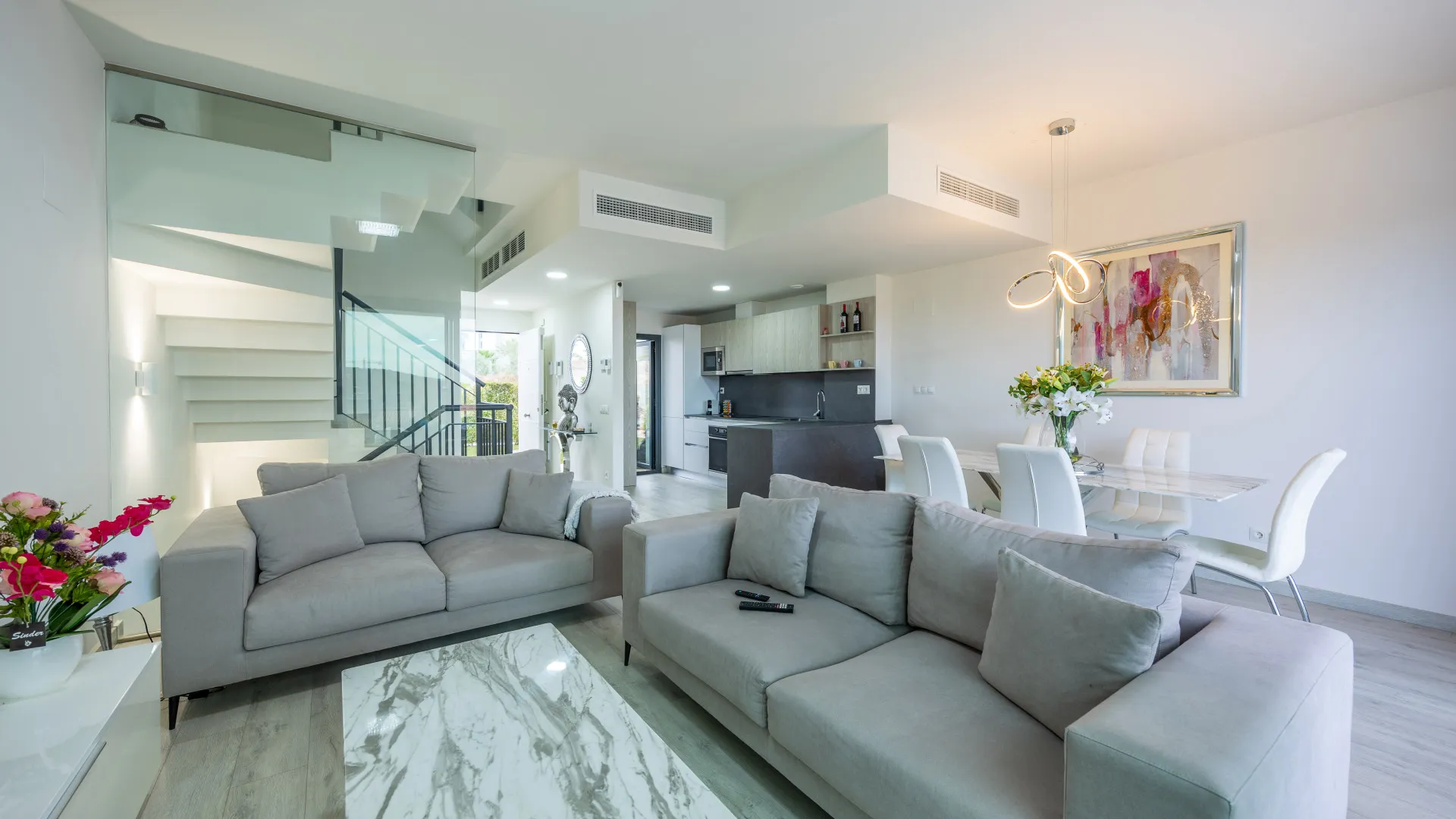 Town house in Bahia de las Rocas for sale