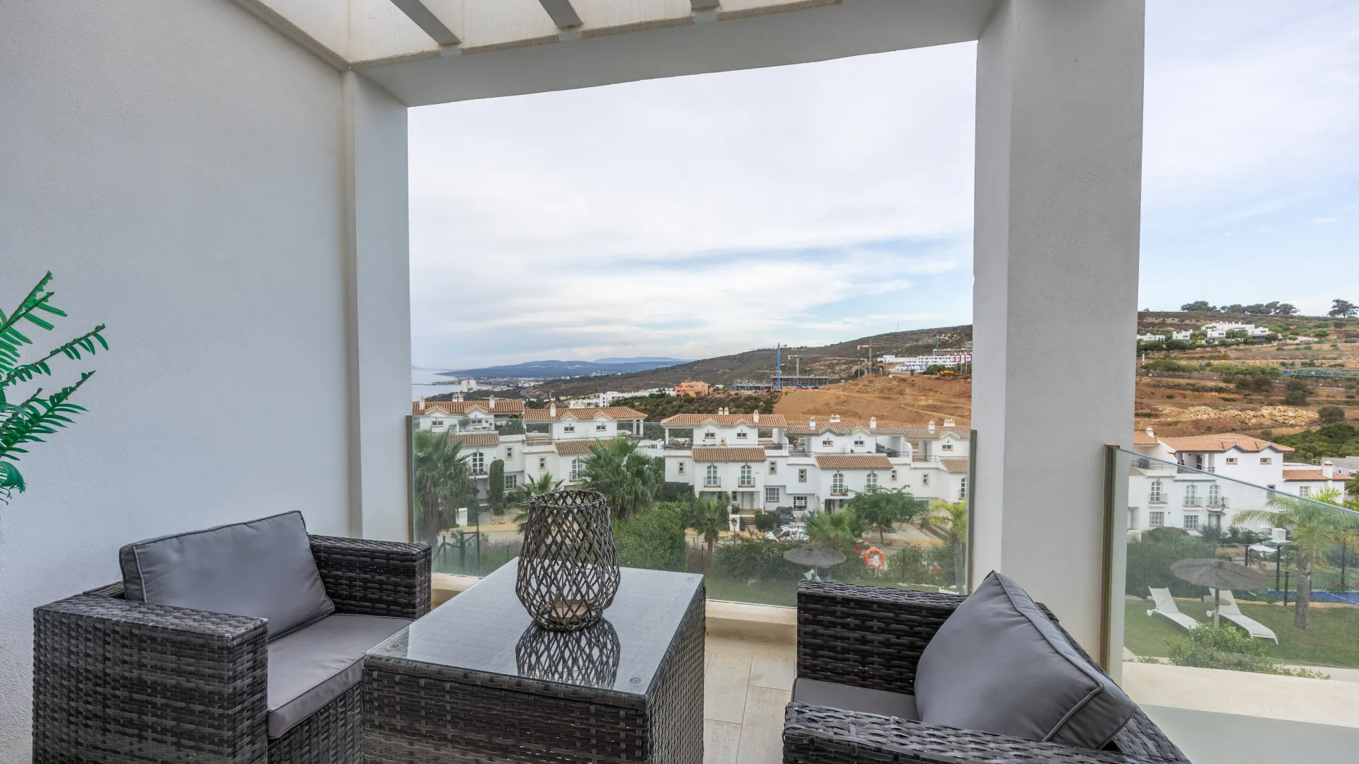 Town house in Bahia de las Rocas for sale