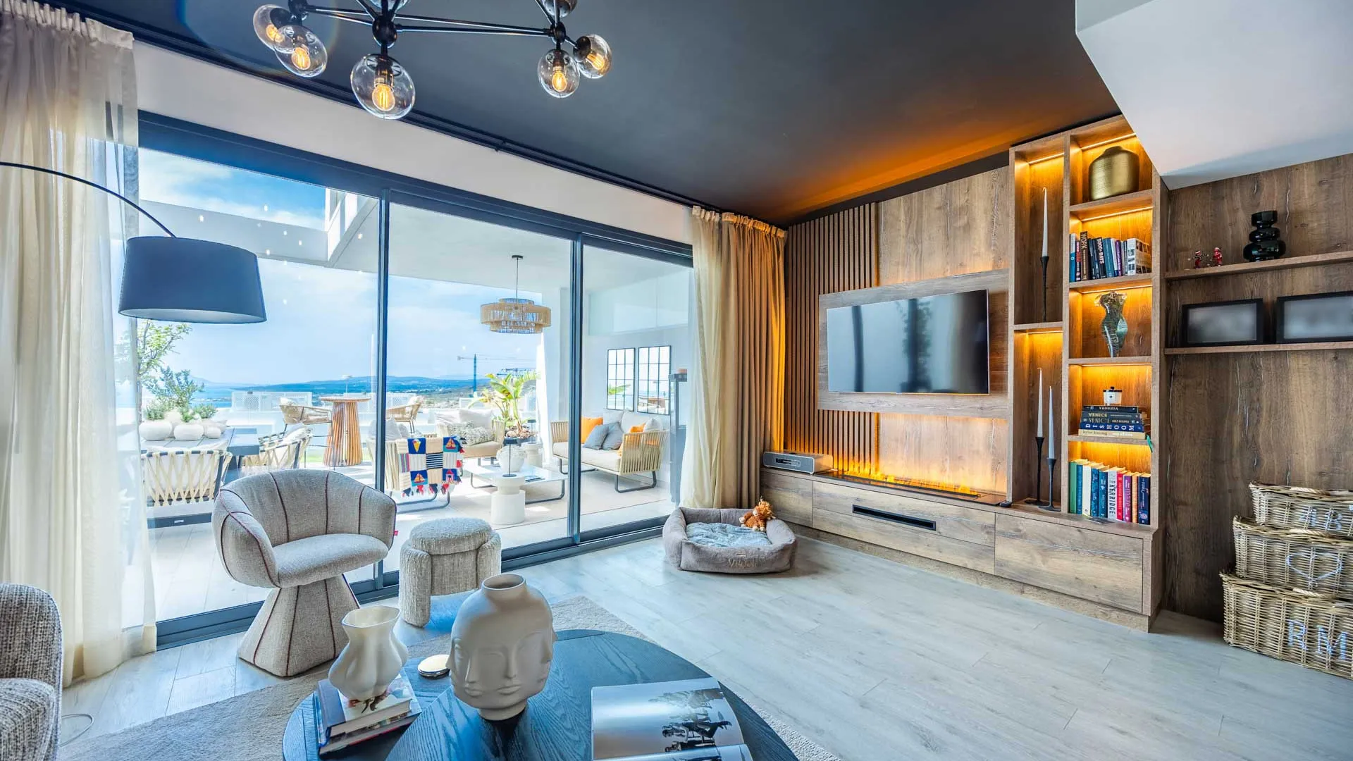 For sale 3 bedrooms town house in Bahia de las Rocas