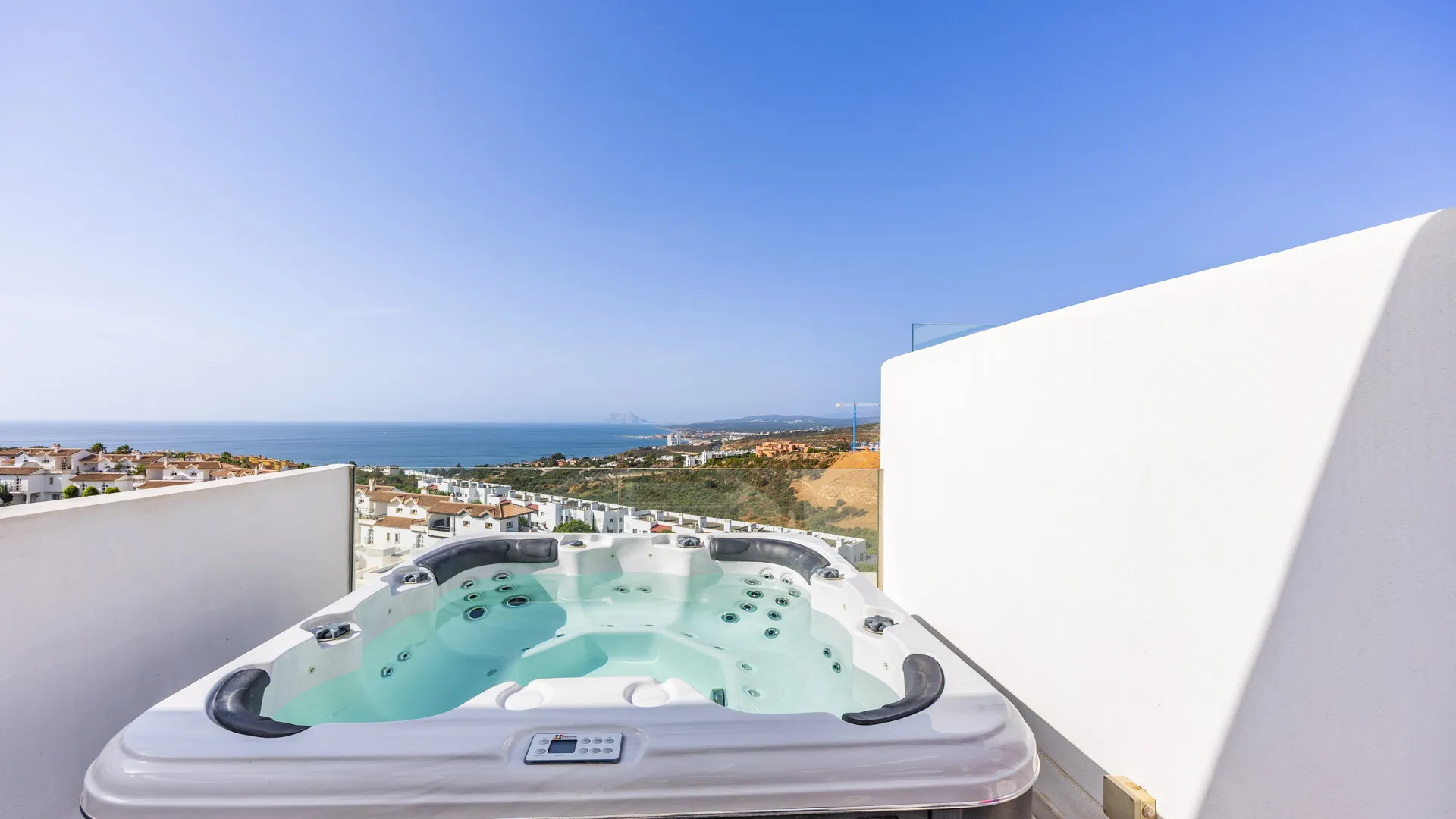 For sale 3 bedrooms town house in Bahia de las Rocas