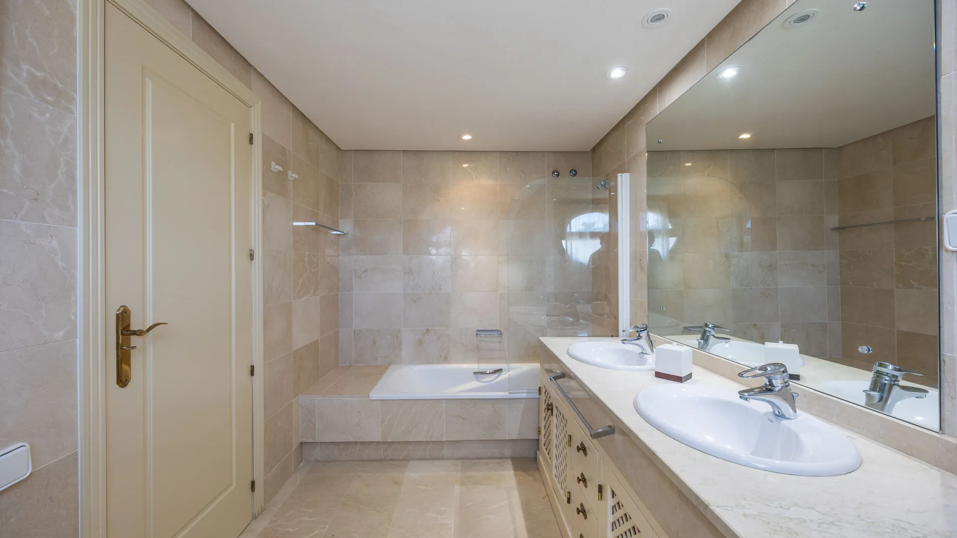 For sale 5 bedrooms semi detached house in Sotogolf