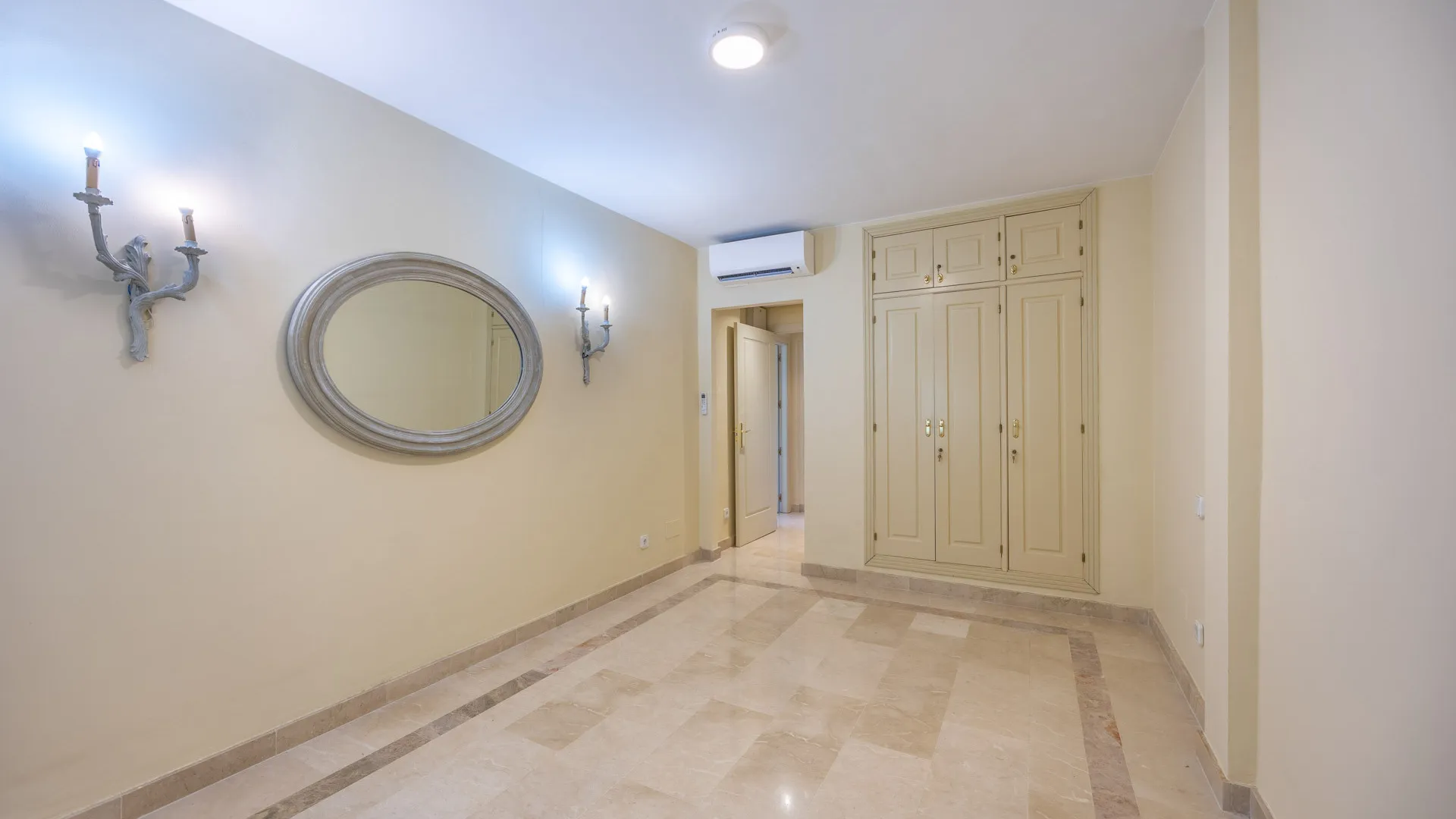 For sale 5 bedrooms semi detached house in Sotogolf
