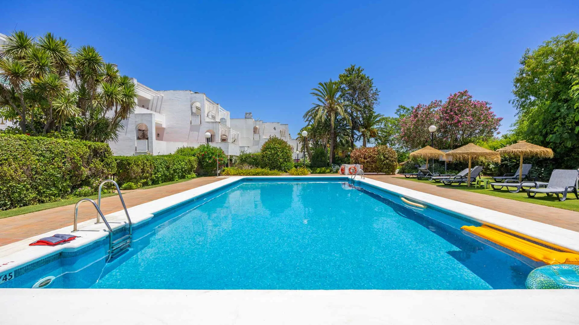 Jardines de Sotogrande 2 bedrooms ground floor apartment for sale