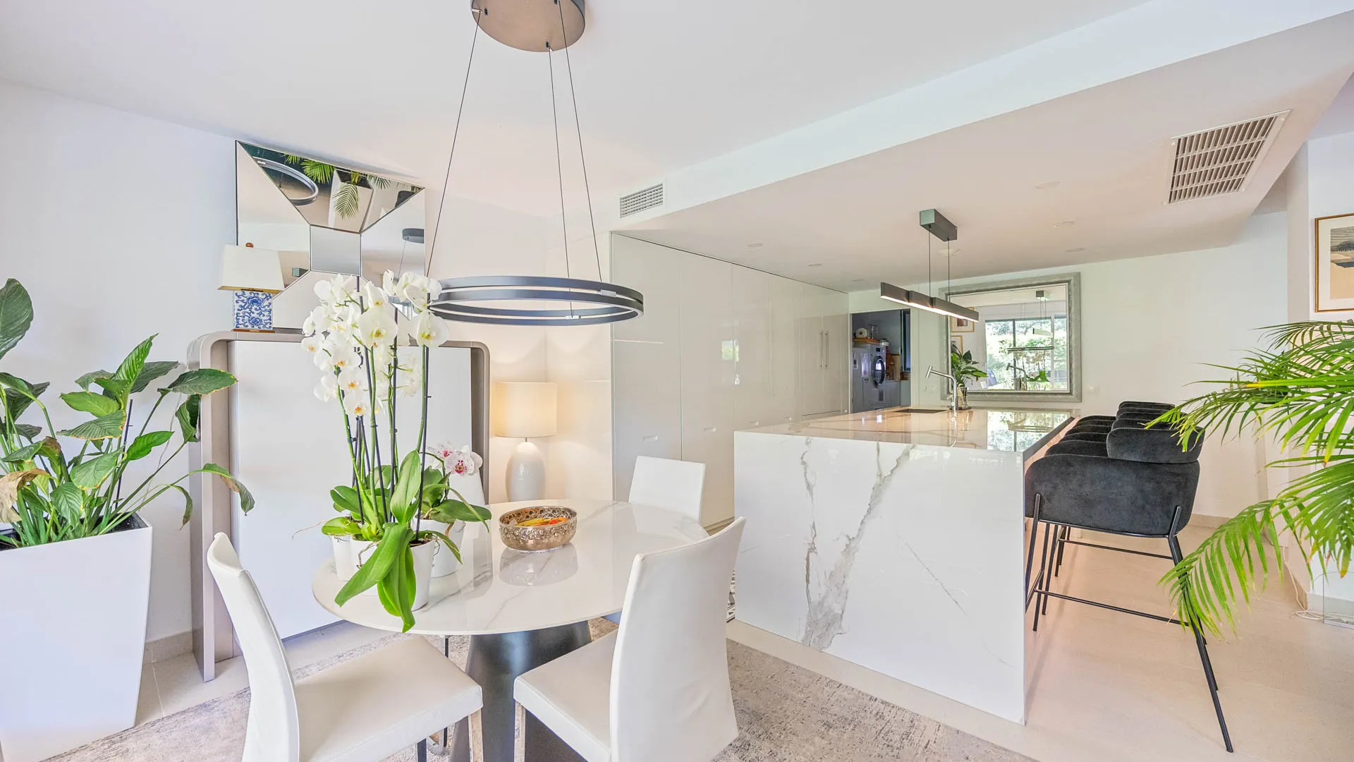3 bedrooms Senda Chica ground floor apartment for sale