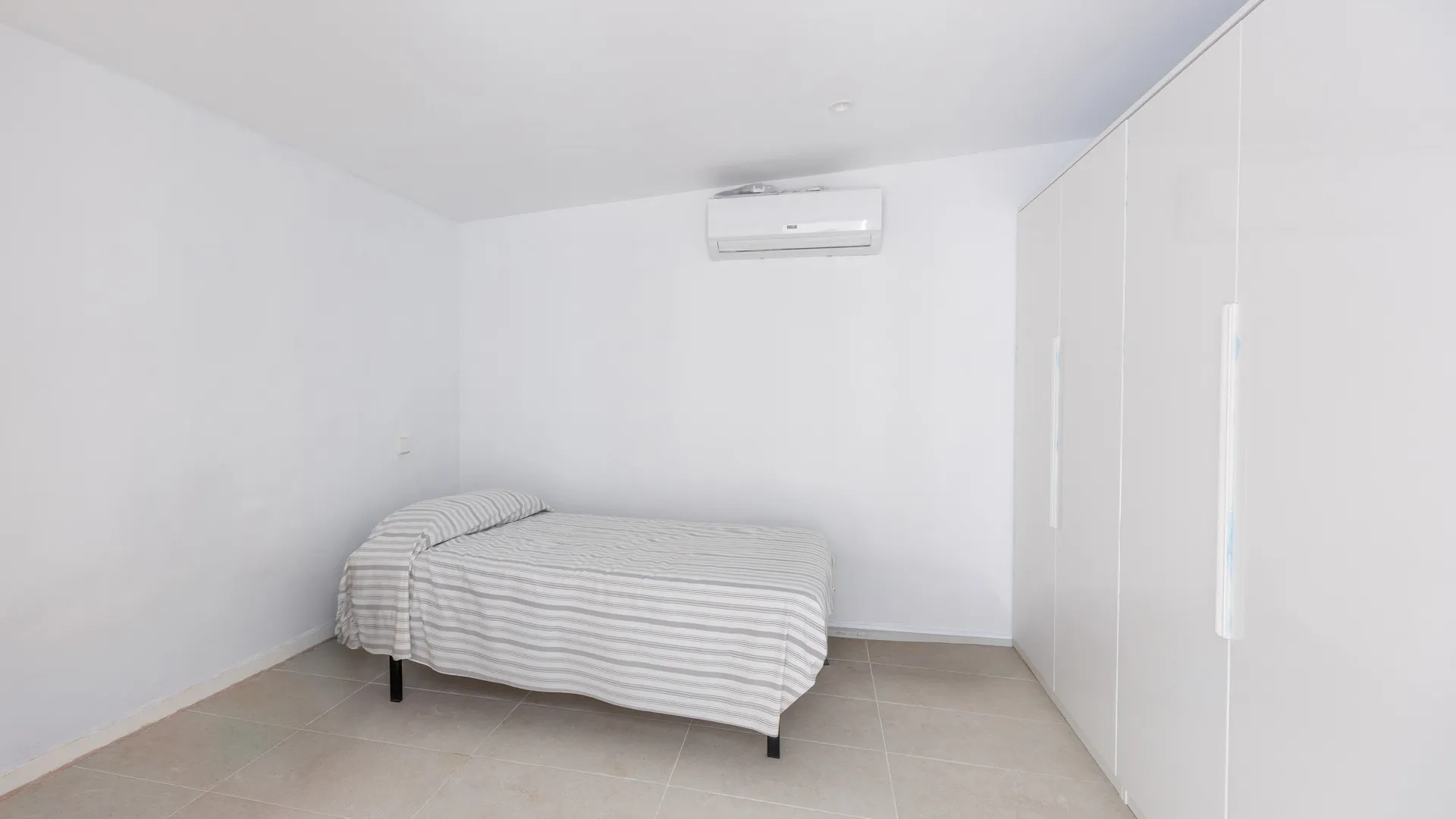 For sale Los Lacasitos semi detached house