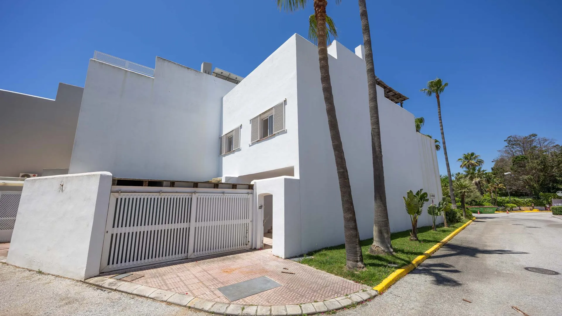 For sale Los Lacasitos semi detached house