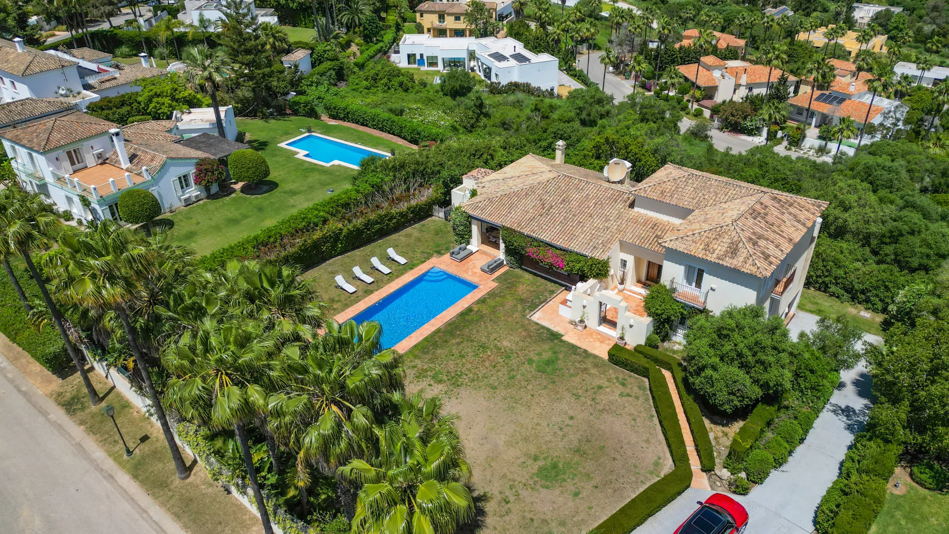 4 bedrooms villa in Zona F for sale