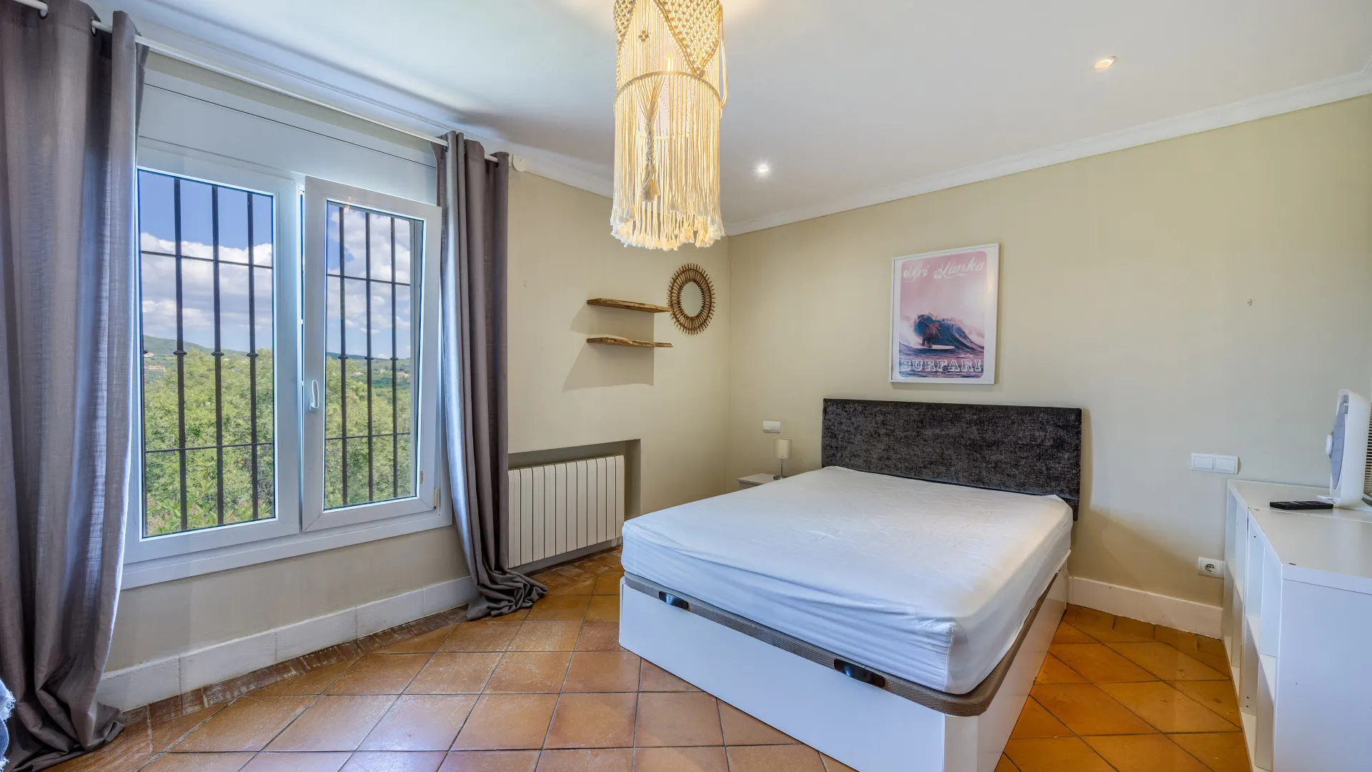 4 bedrooms villa in Zona F for sale
