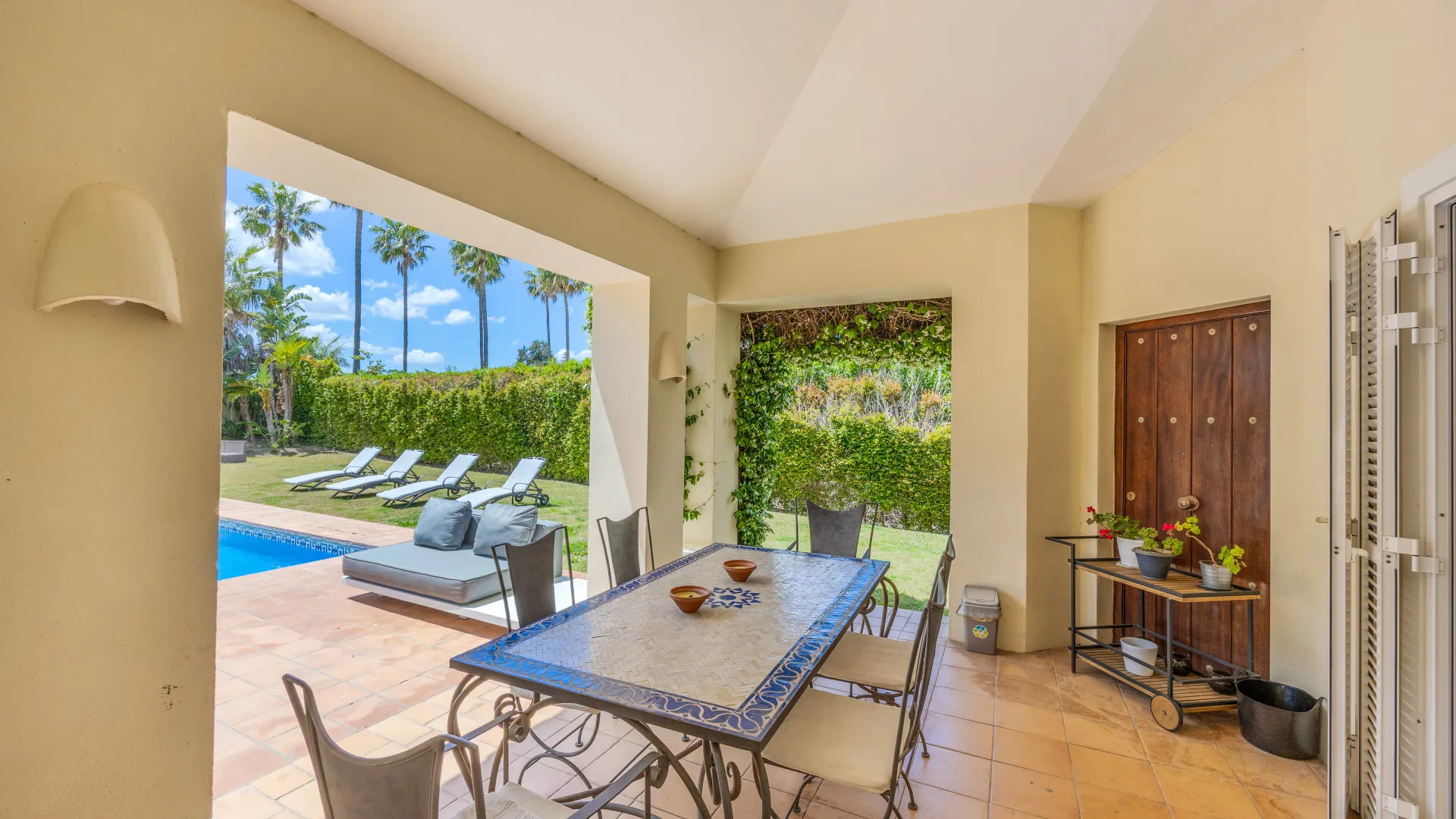 4 bedrooms villa in Zona F for sale