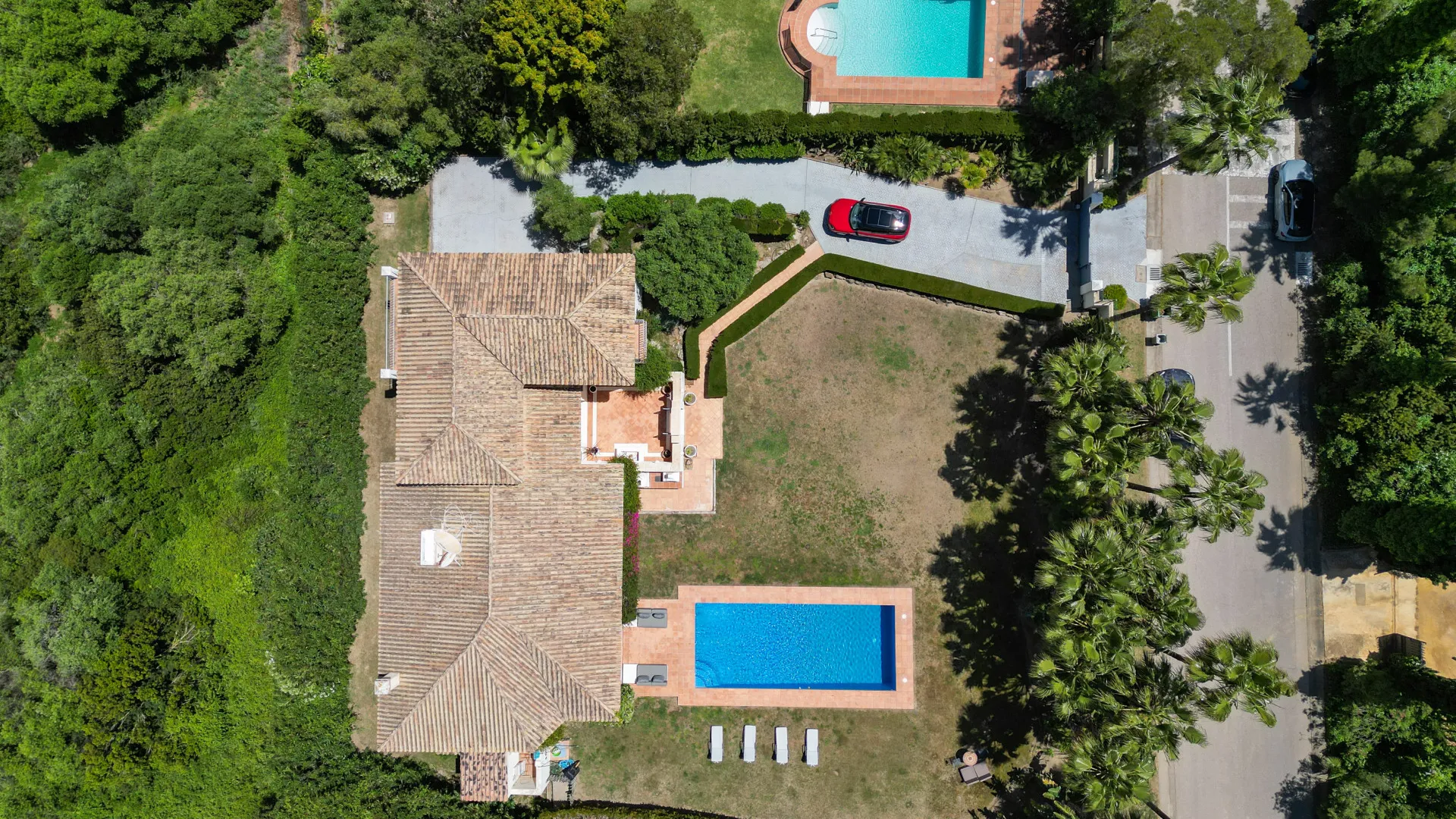 4 bedrooms villa in Zona F for sale