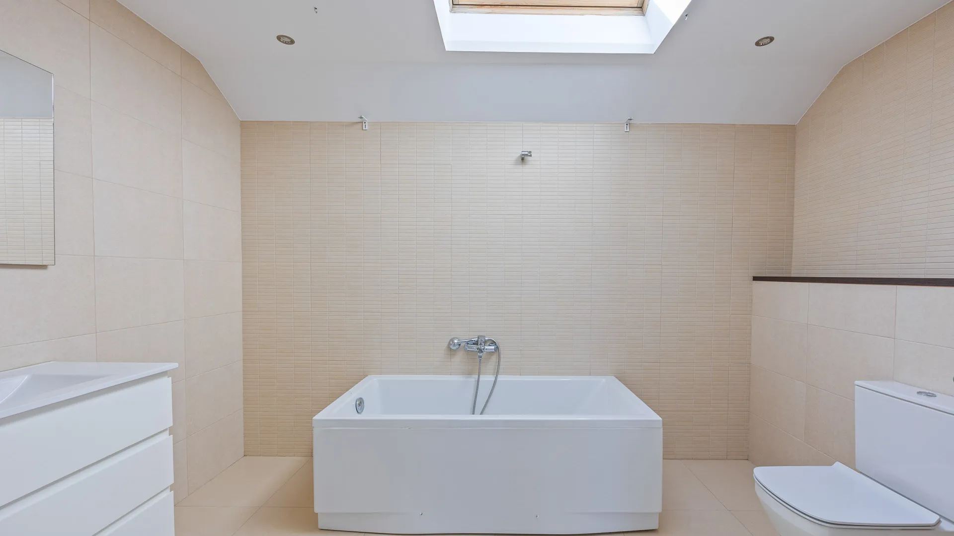 6 bedrooms Zona B villa for sale