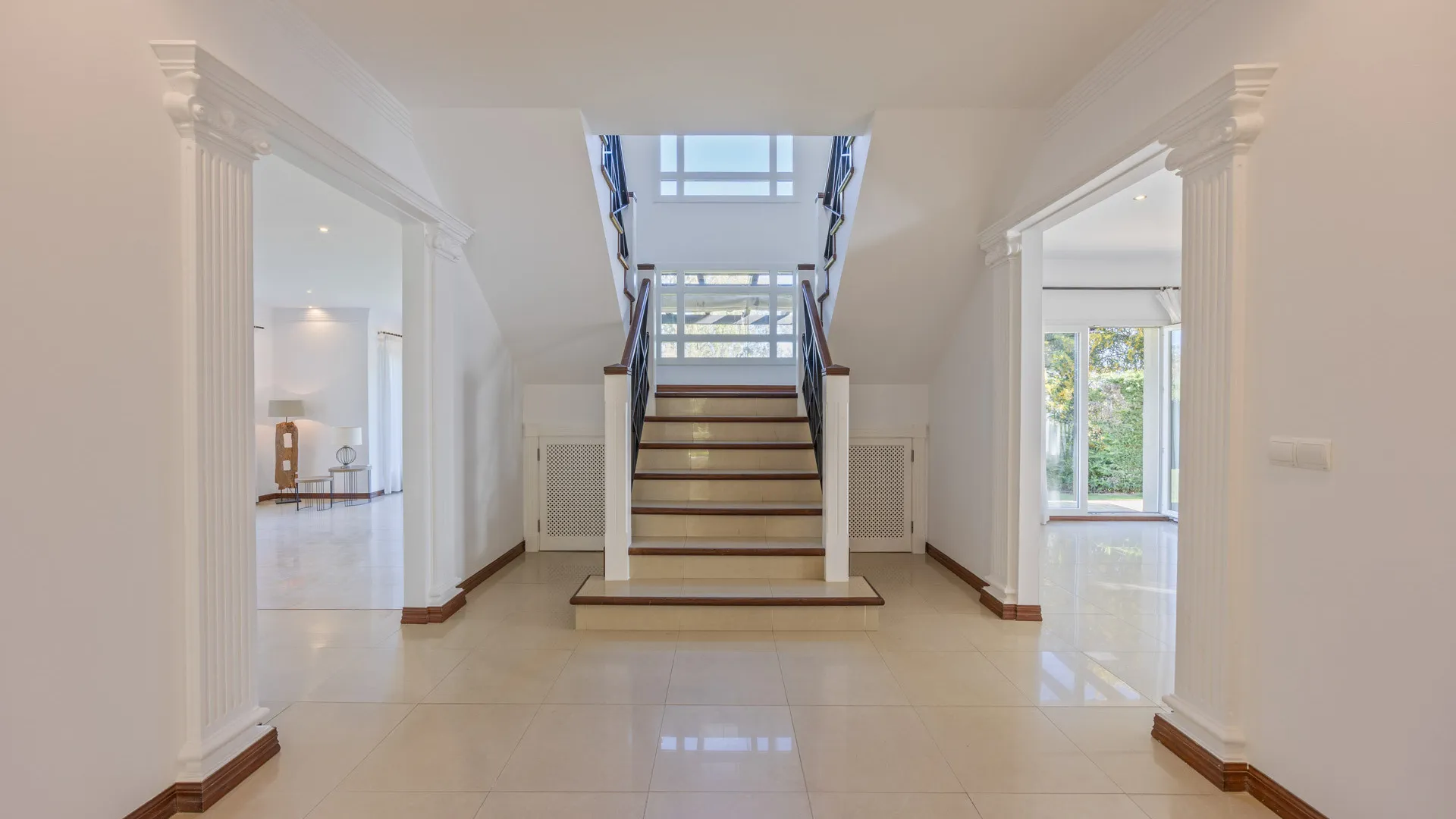 6 bedrooms Zona B villa for sale