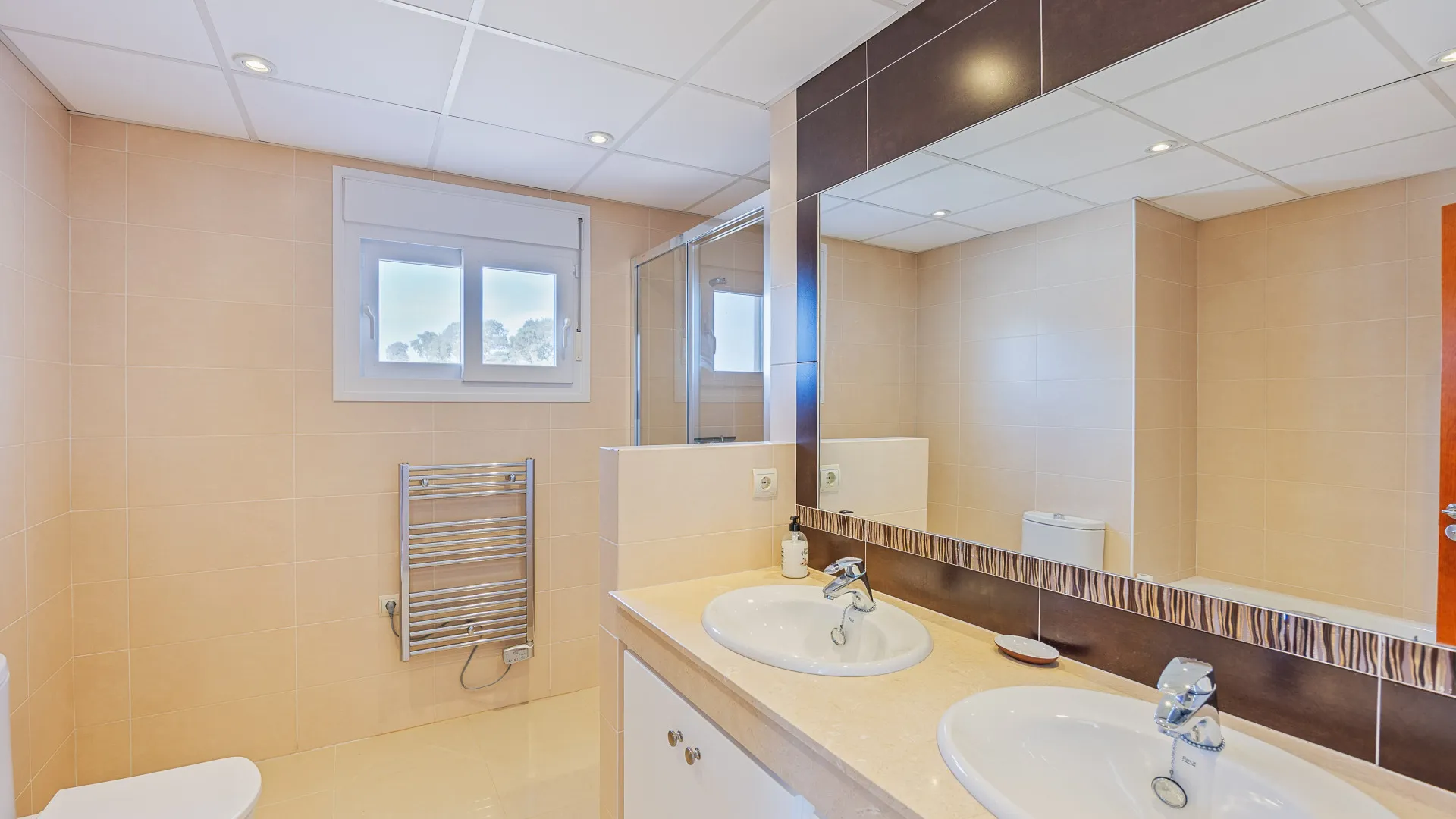 Villa de 4 dormitorios a la venta en La Paloma