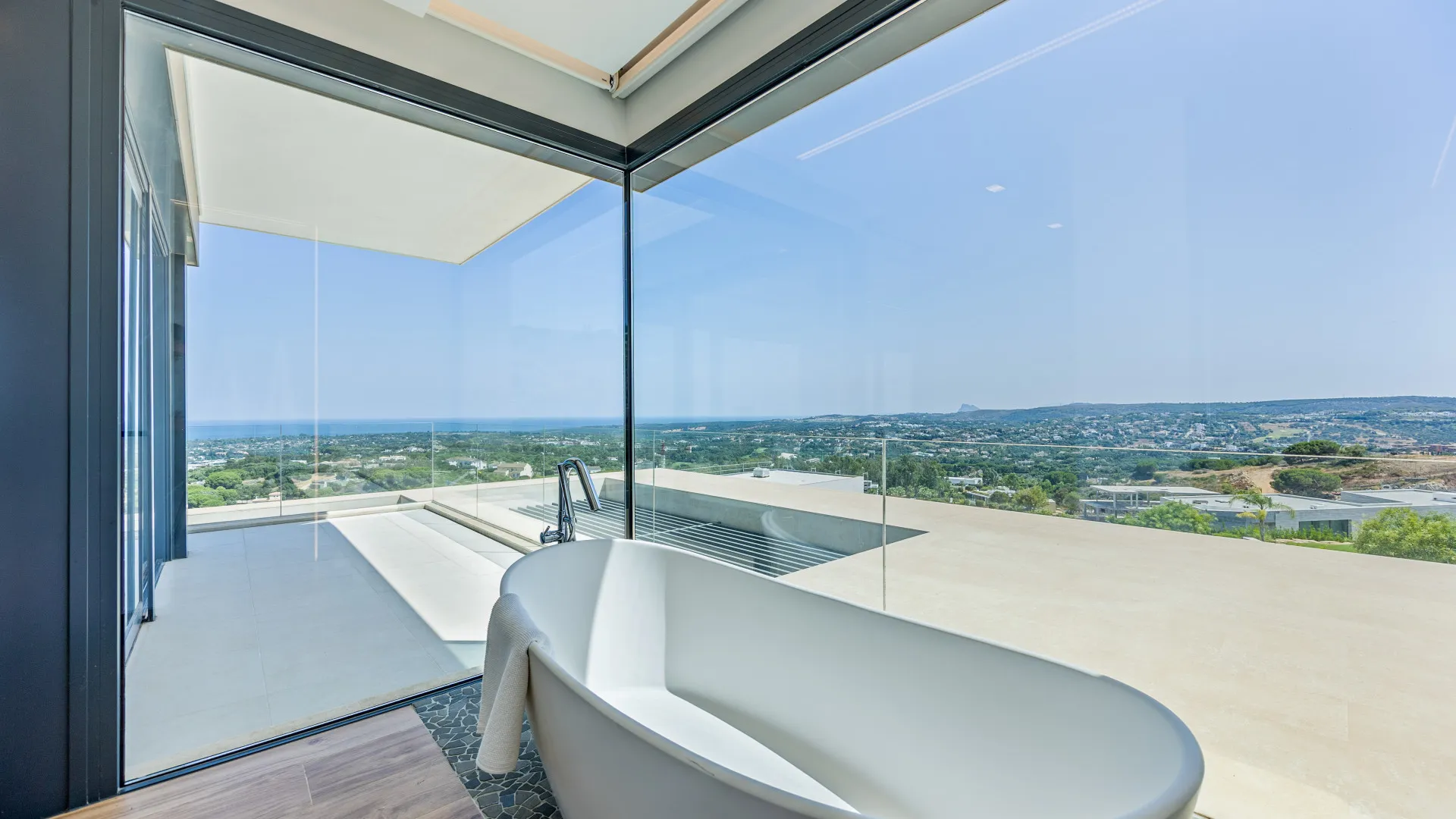 For sale Zona M villa with 5 bedrooms
