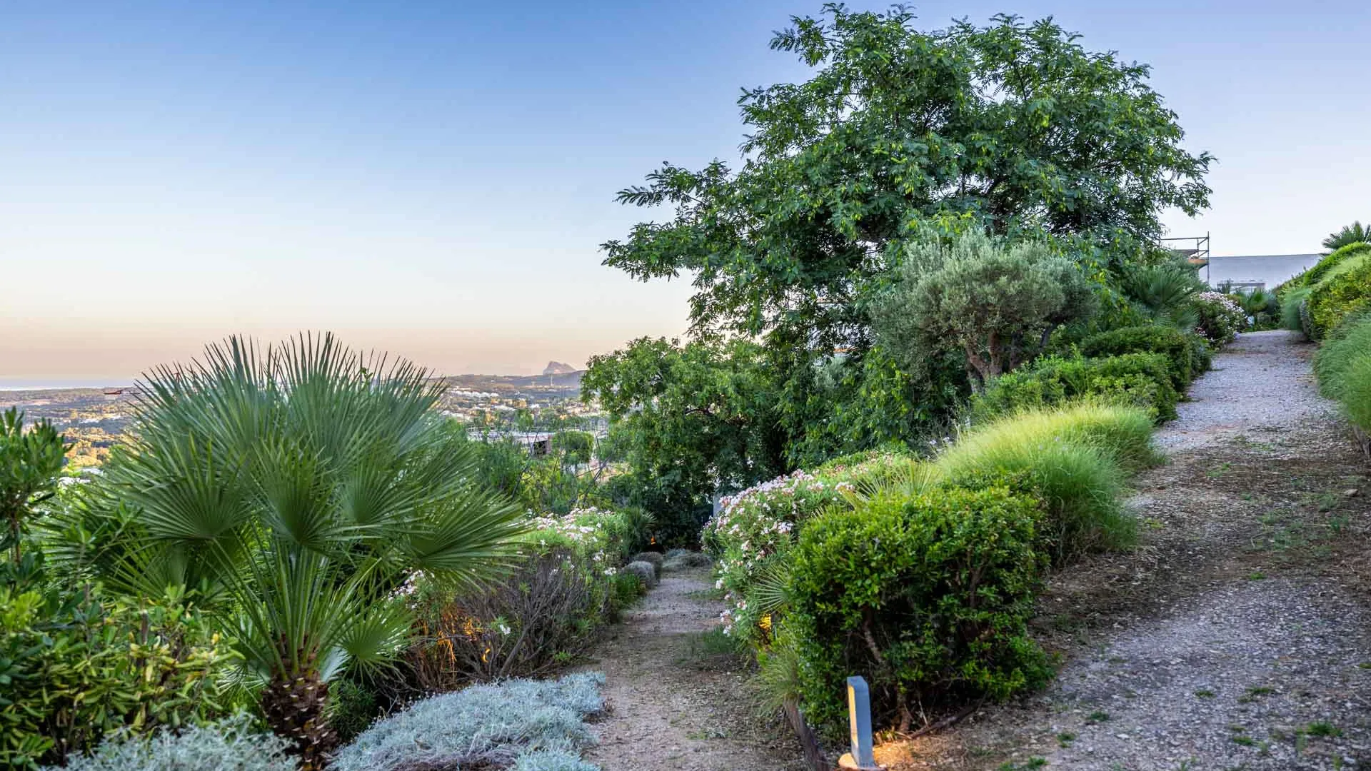 For sale Zona M villa with 5 bedrooms