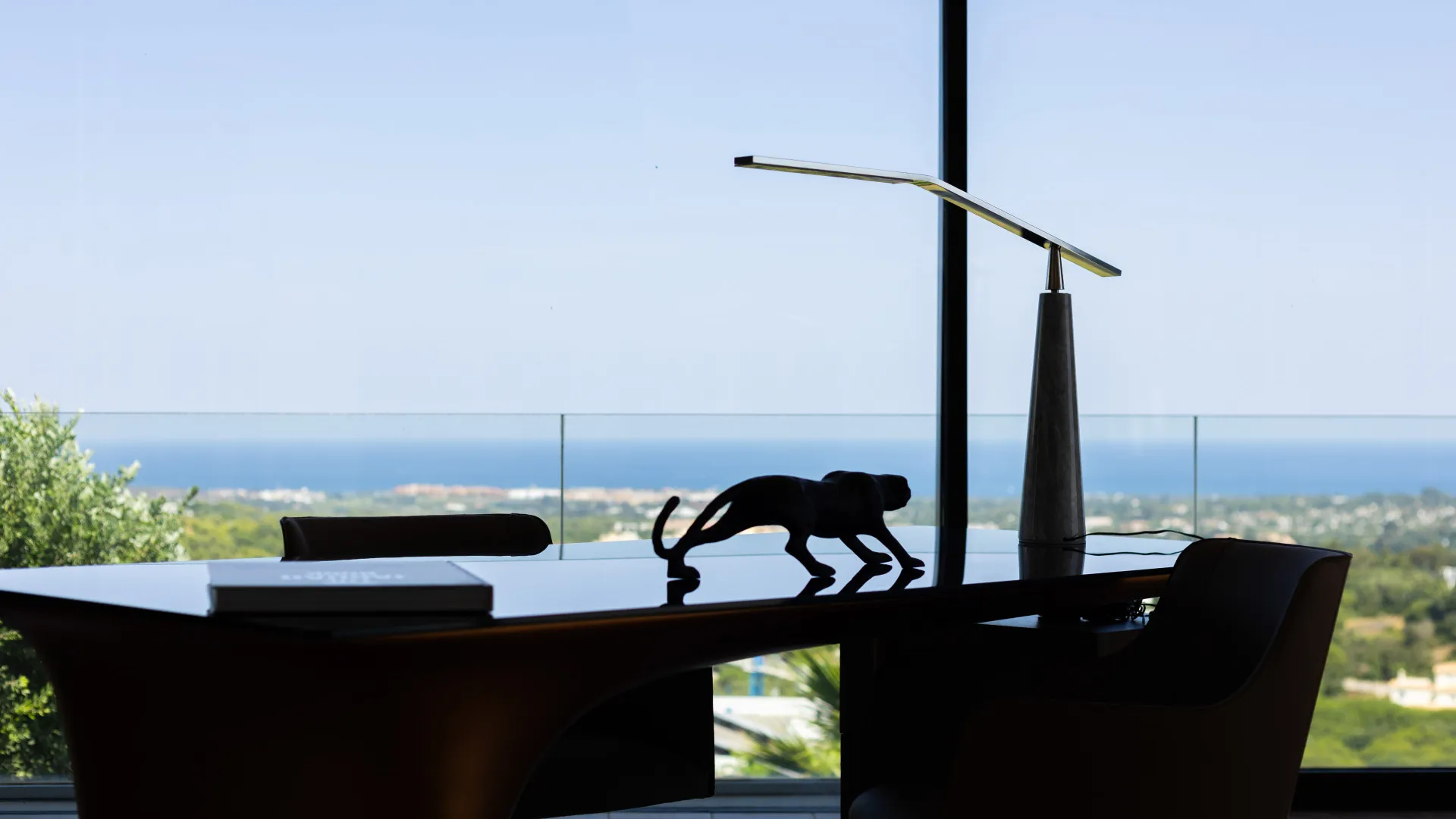 For sale Zona M villa with 5 bedrooms