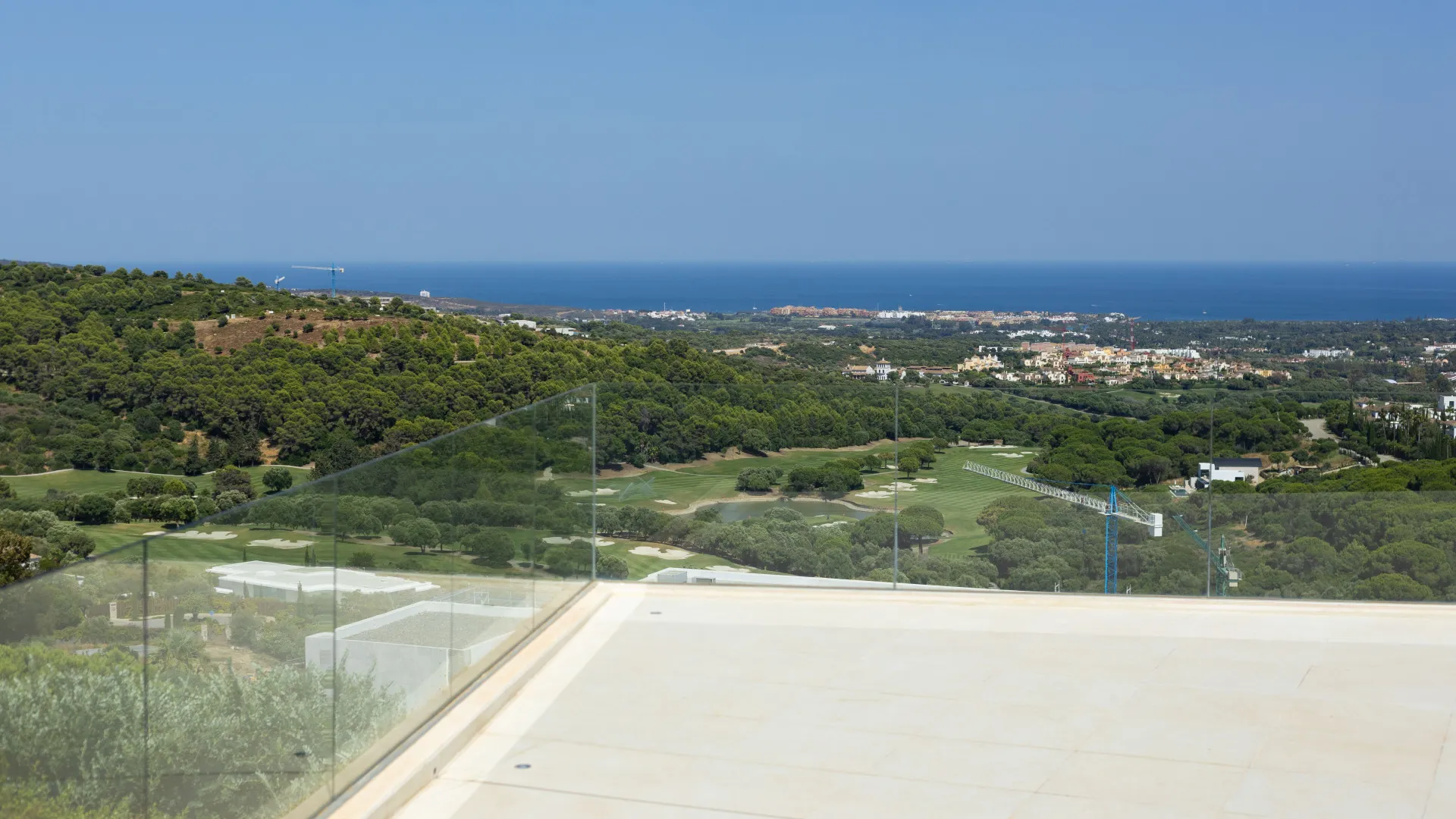 For sale Zona M villa with 5 bedrooms