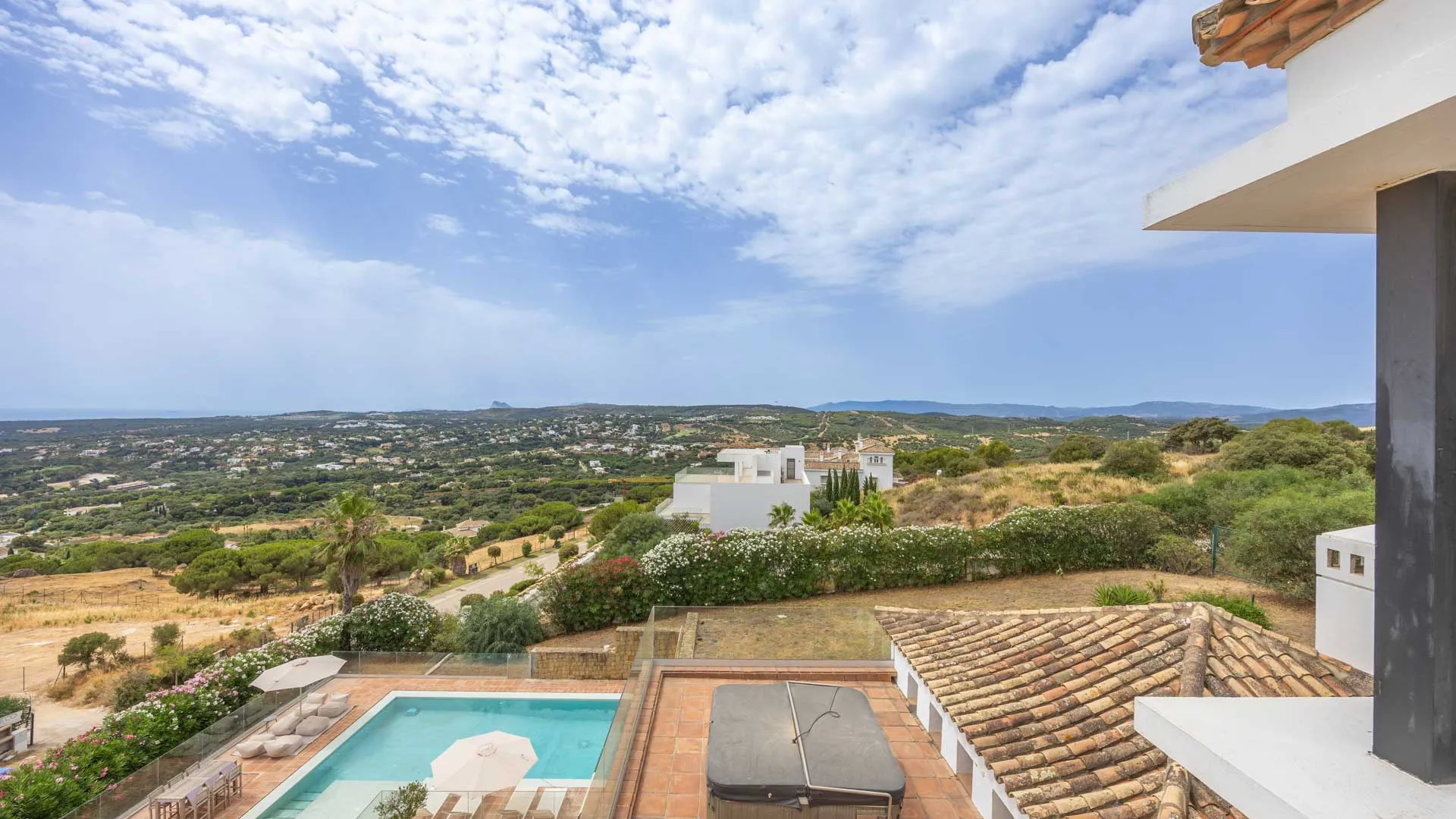 For sale villa in Zona M