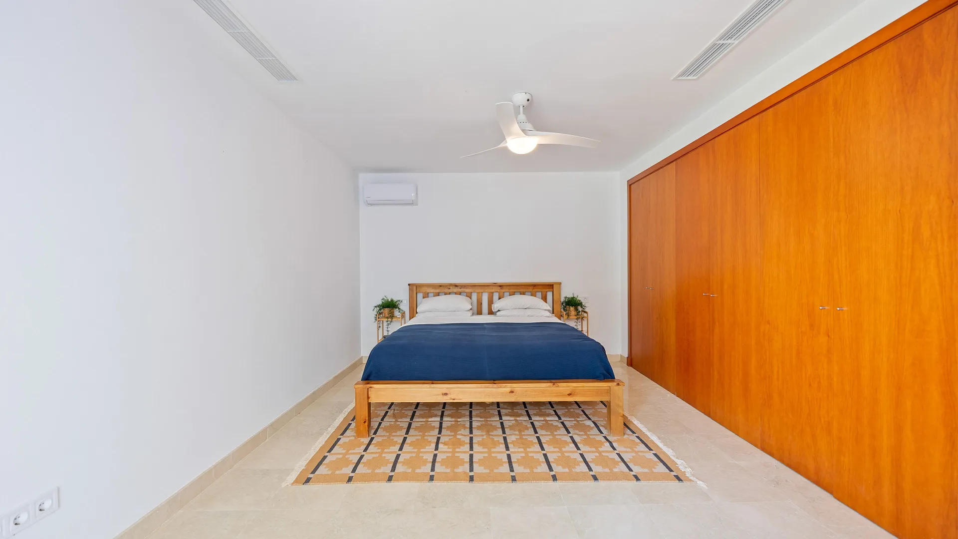 Villa with 5 bedrooms for sale in Zona L