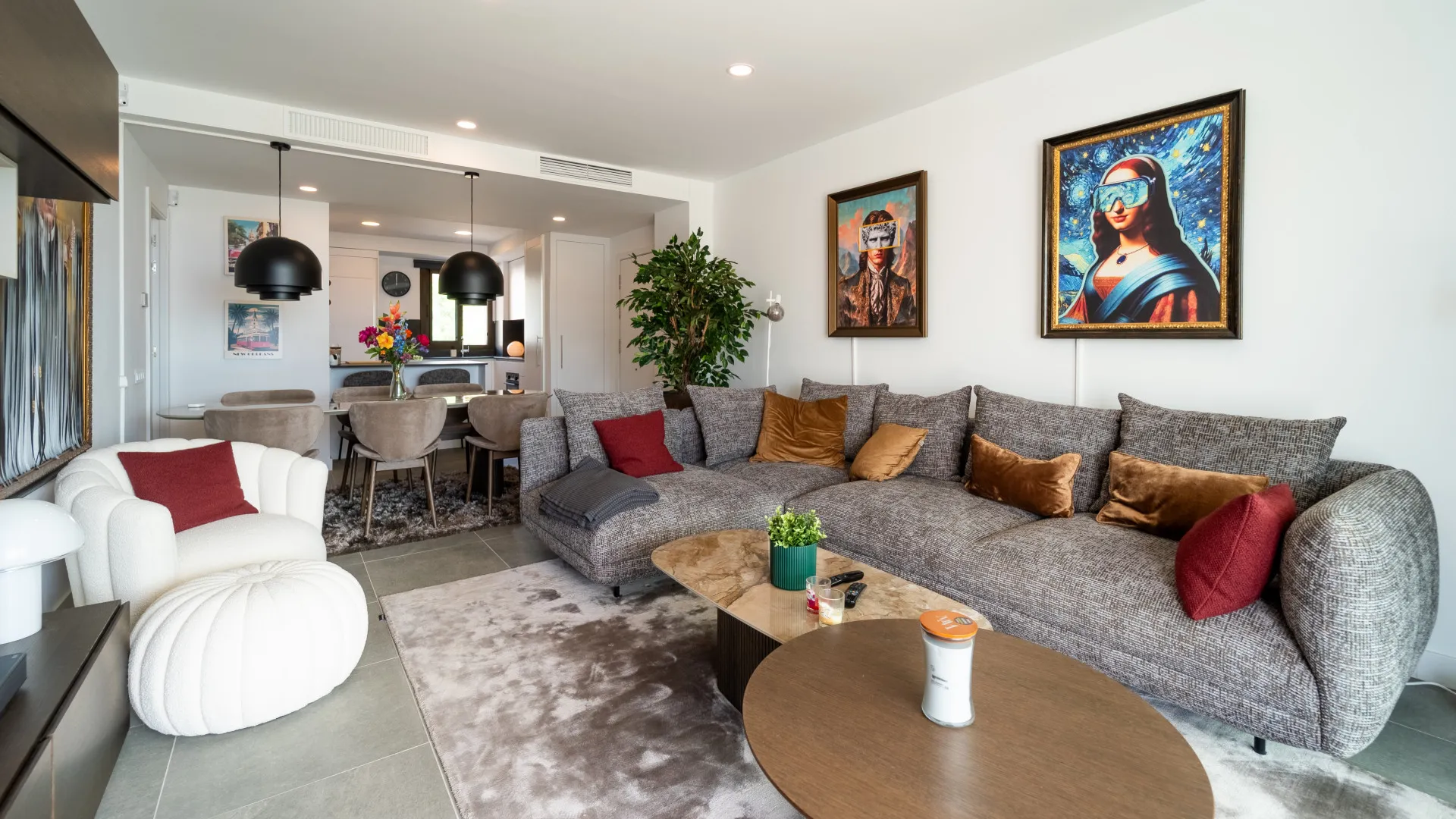 Las Mesas apartment for sale