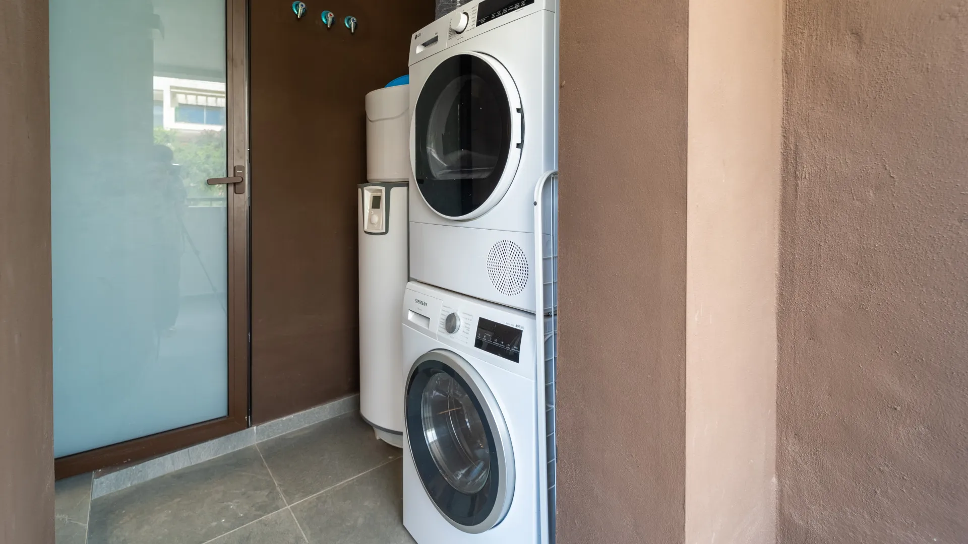 Las Mesas apartment for sale
