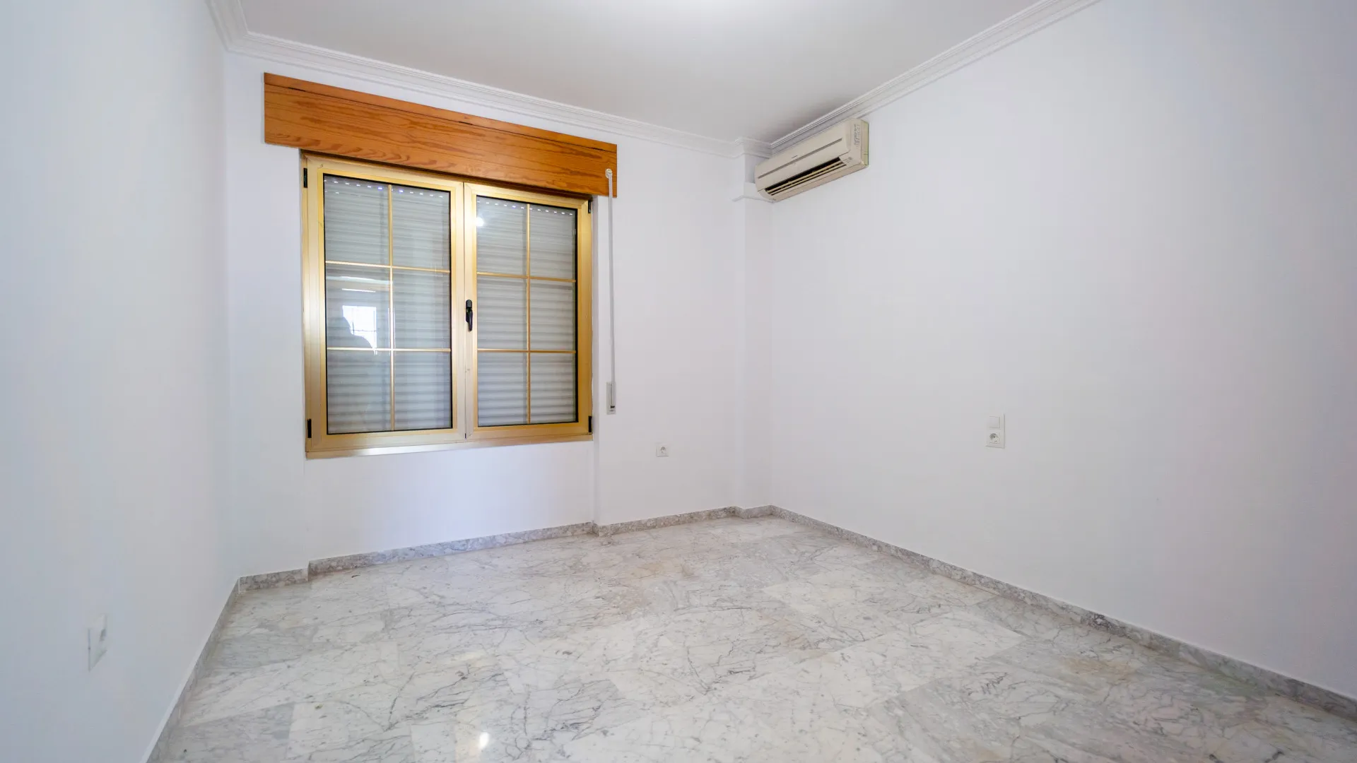 Villa en venta de 4 dormitorios en Cerrado del Aguila
