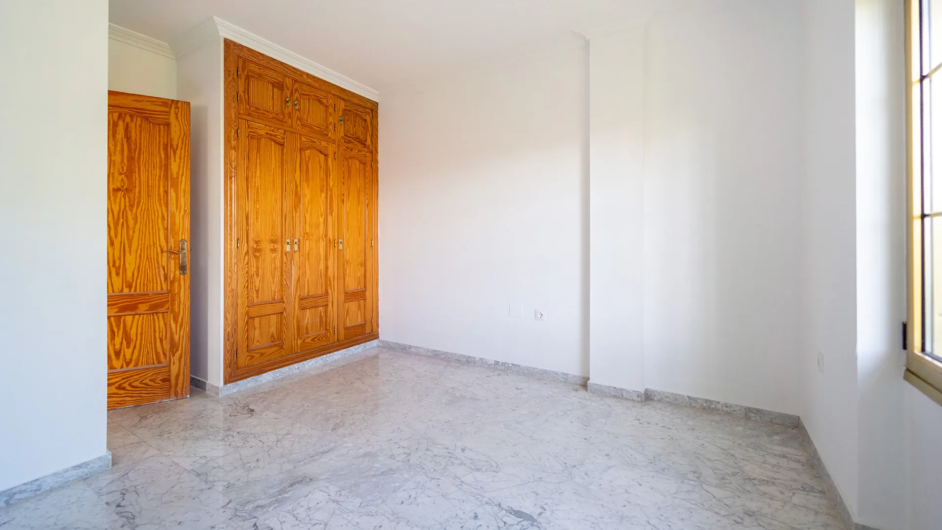 Villa en venta de 4 dormitorios en Cerrado del Aguila