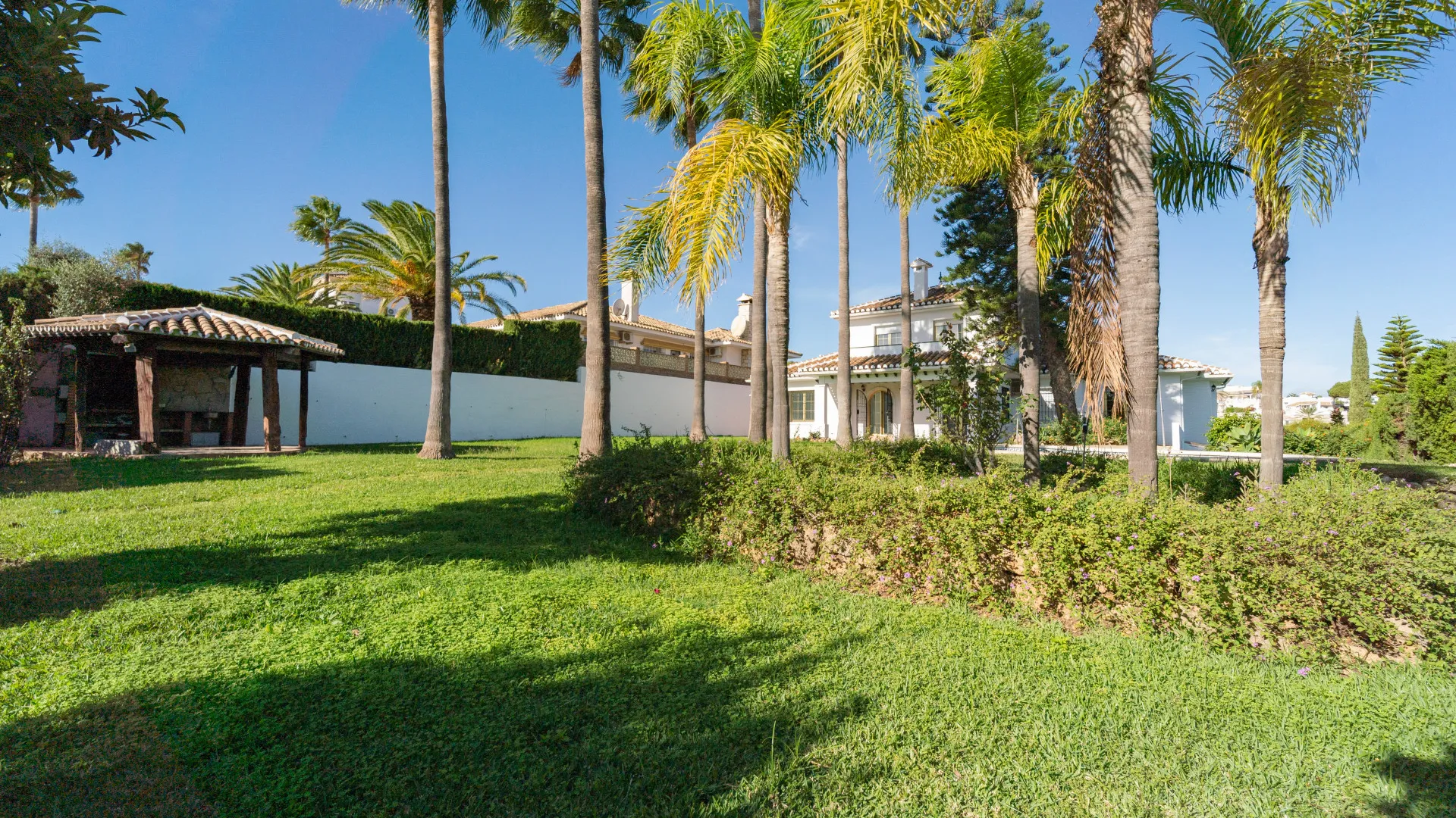 Villa en venta de 4 dormitorios en Cerrado del Aguila
