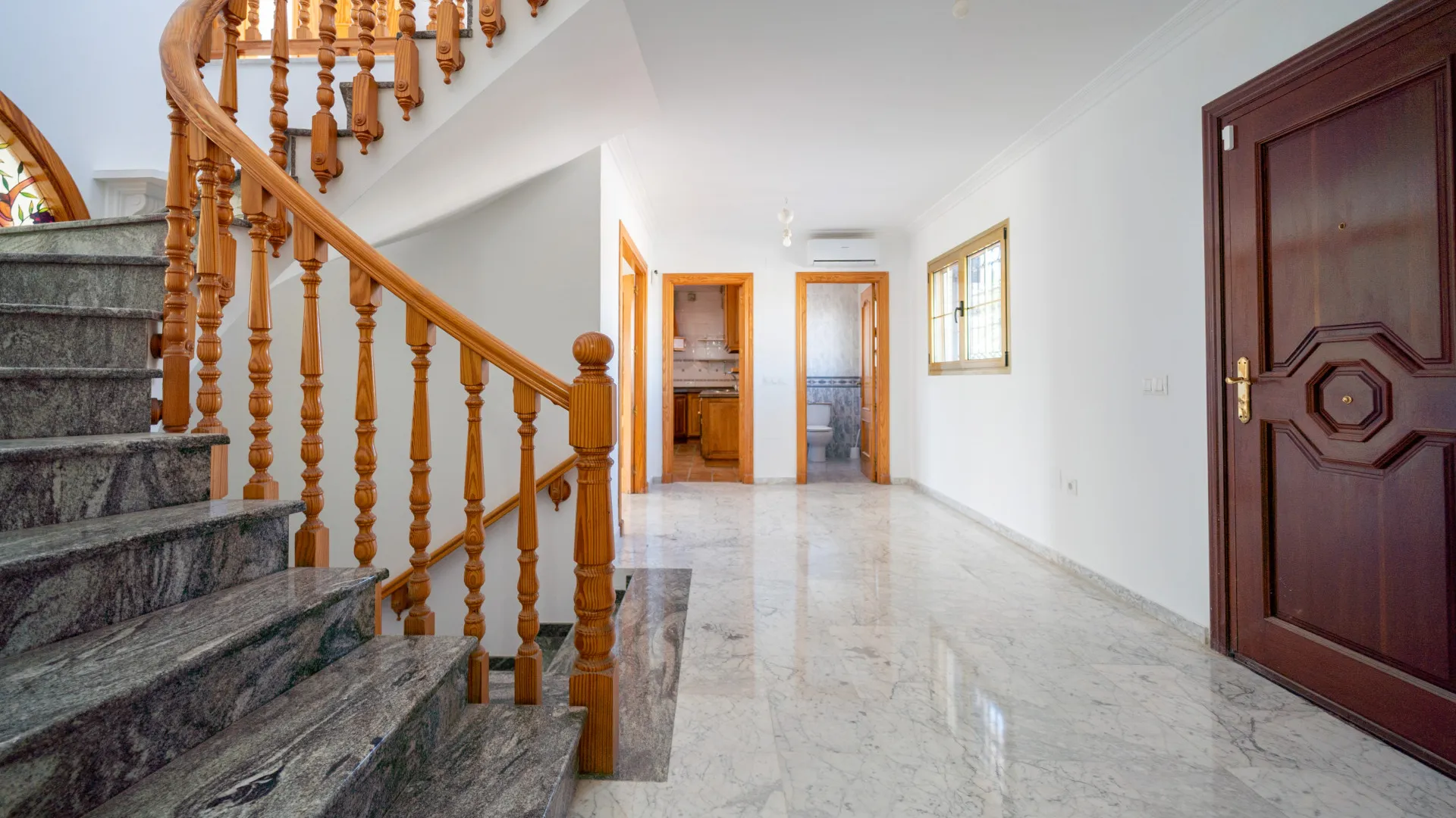 Villa en venta de 4 dormitorios en Cerrado del Aguila