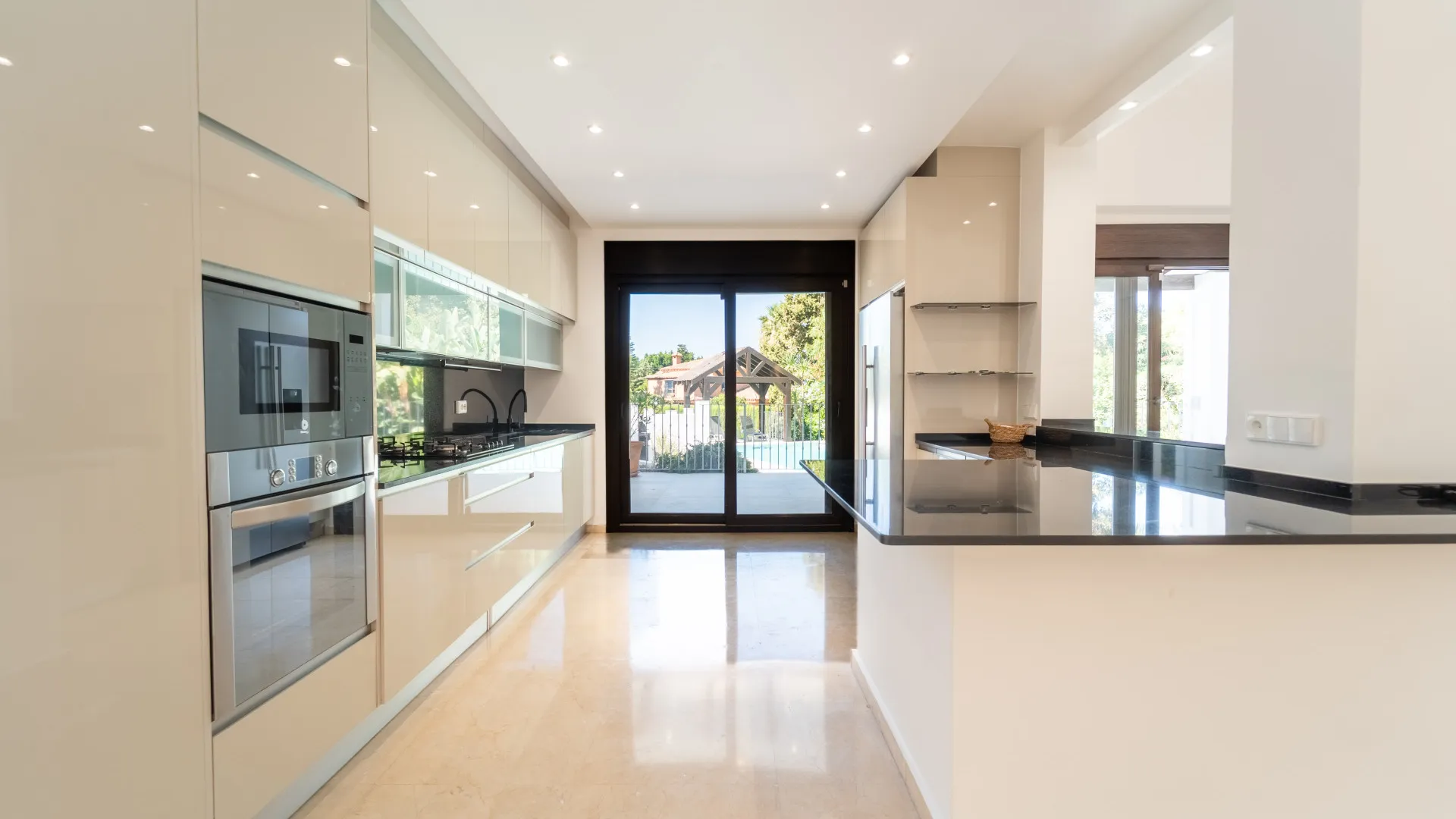 El Rosario, villa en venta de 5 dormitorios