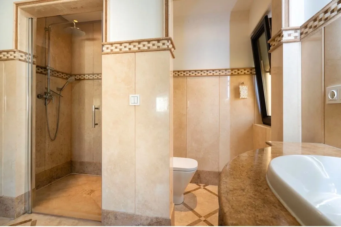 4 bedrooms villa in Cala de Mijas for sale