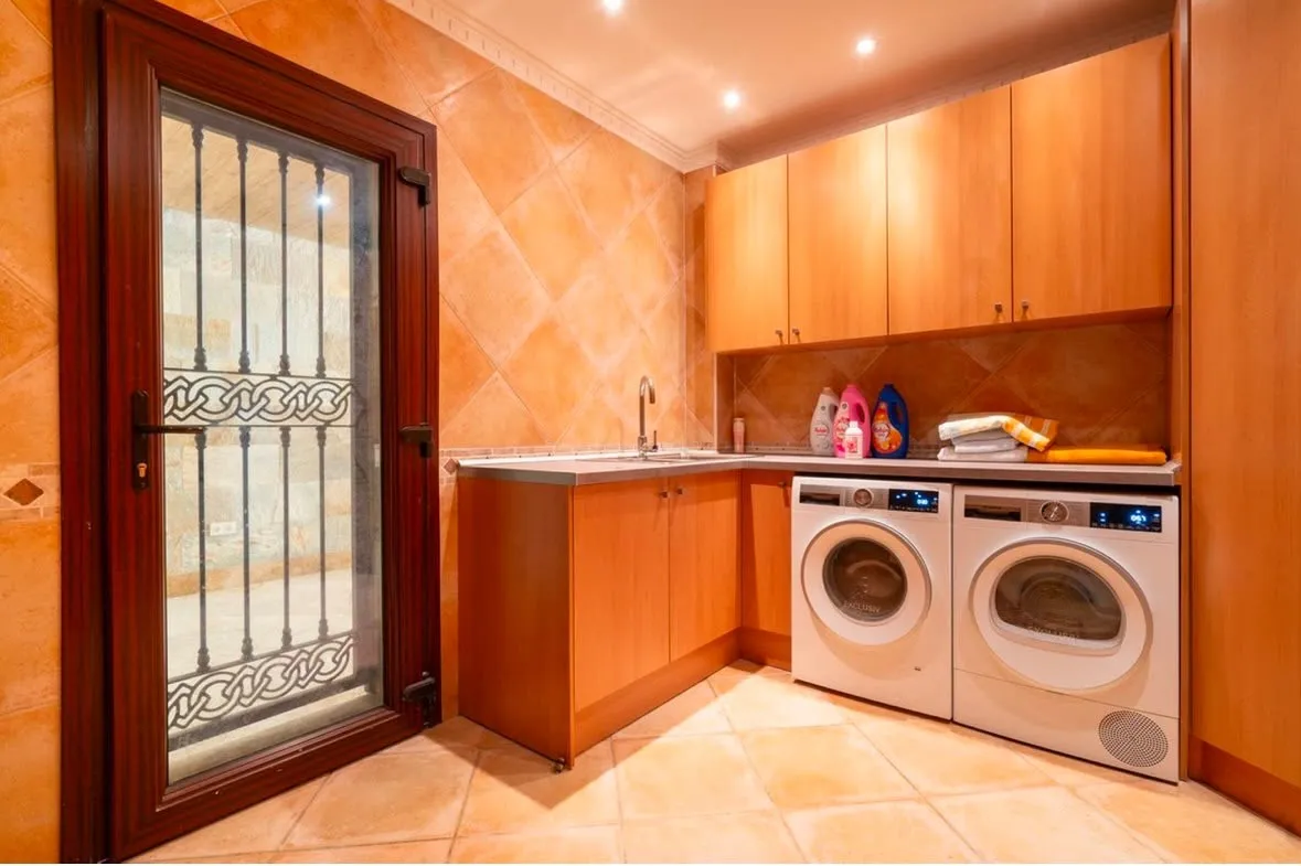 4 bedrooms villa in Cala de Mijas for sale