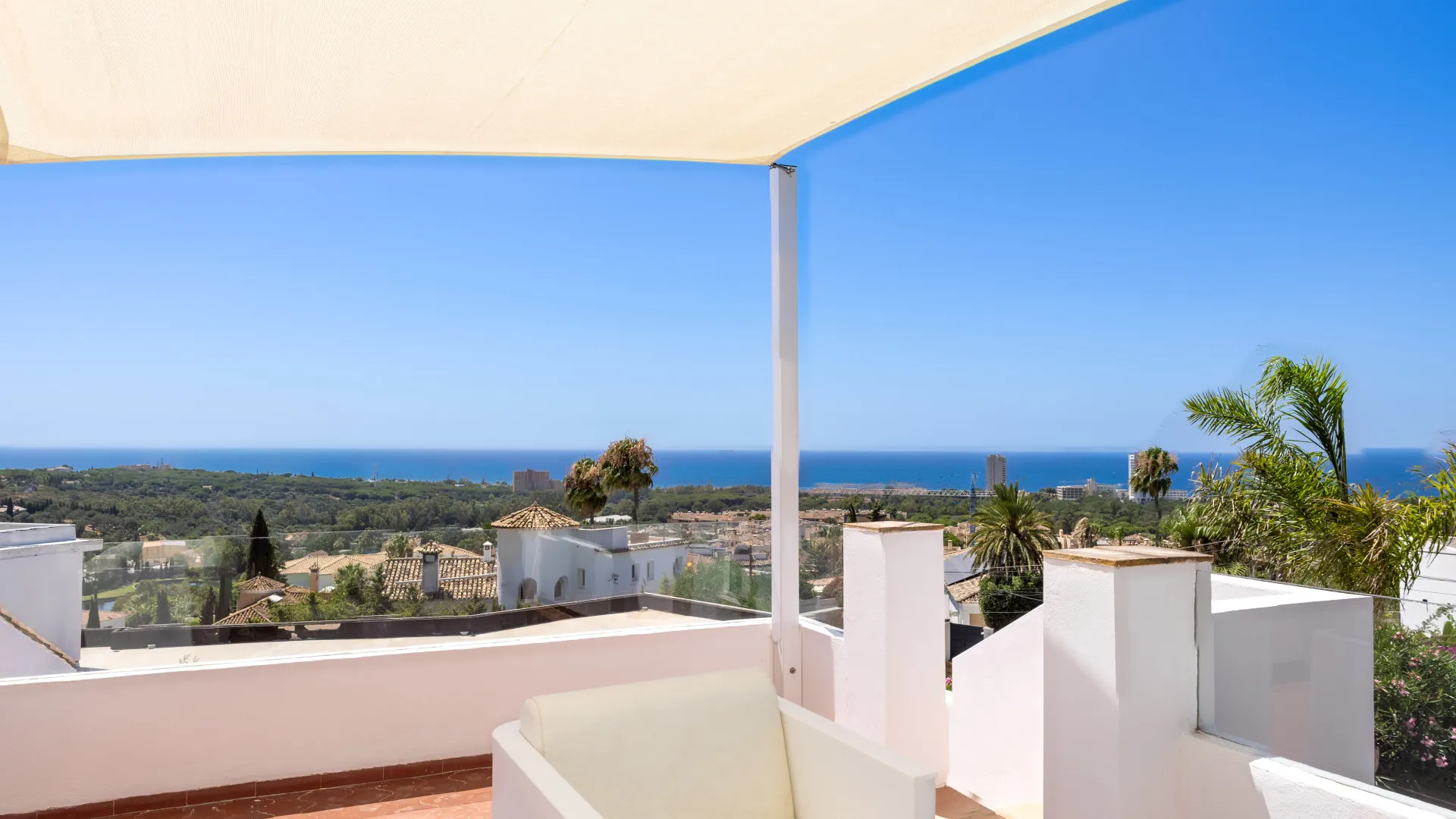 For sale villa in Elviria