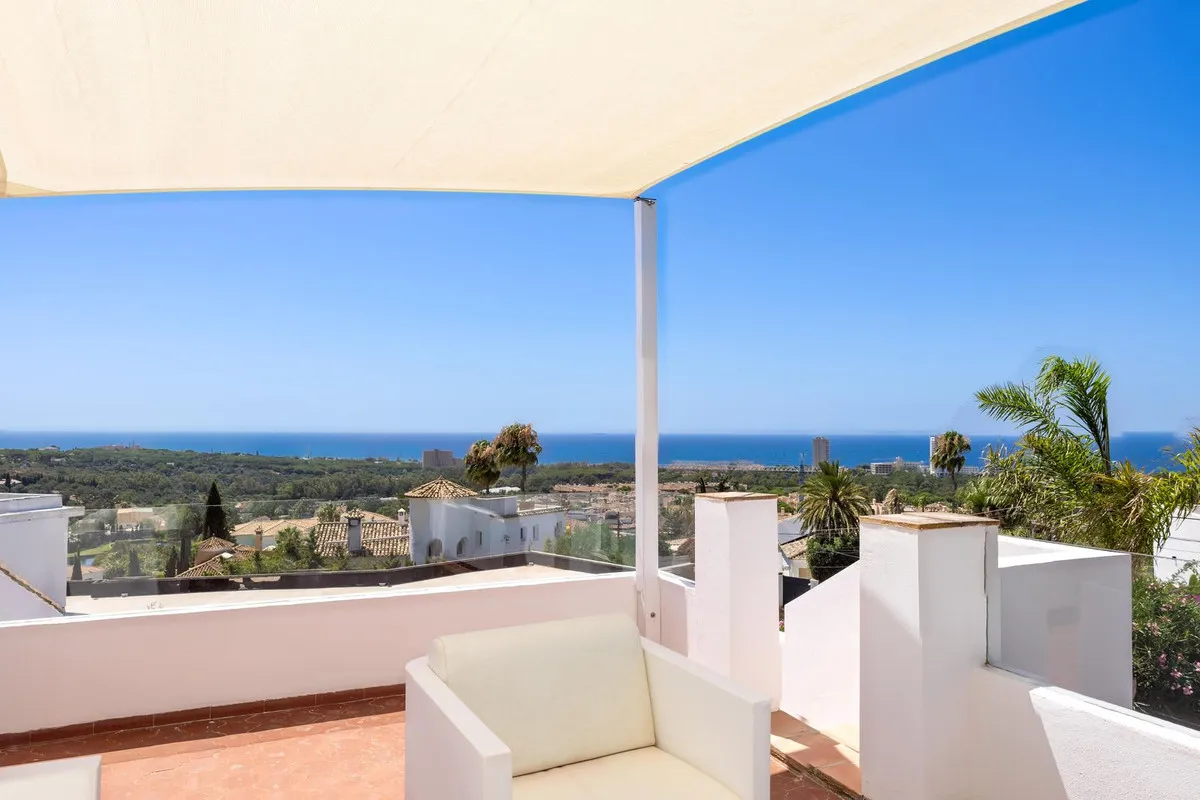 For sale villa in Elviria