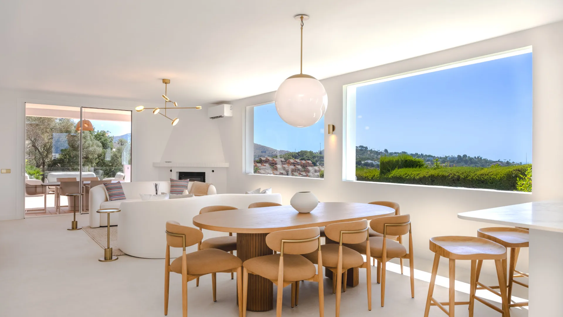 For sale villa in Elviria