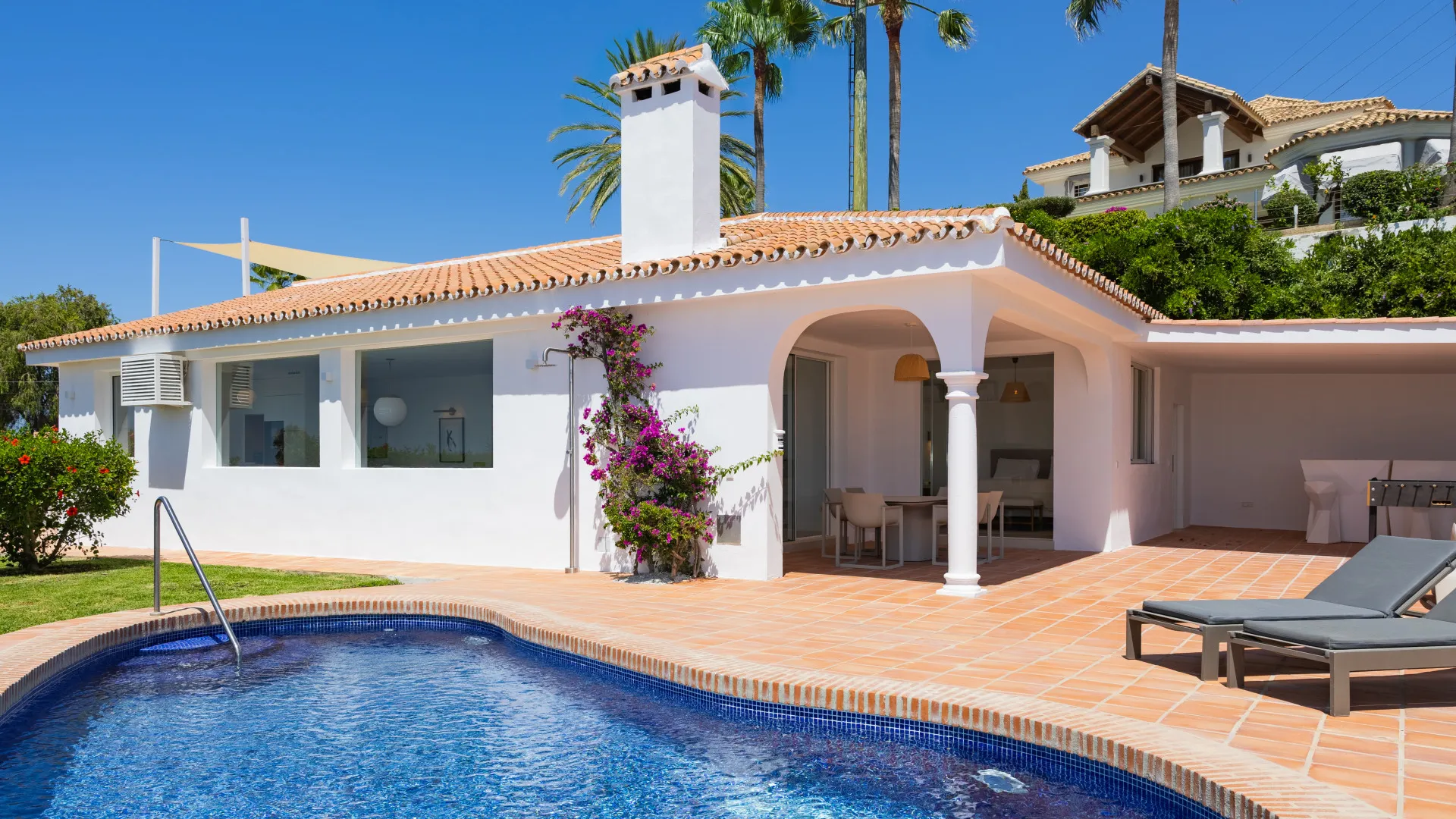 For sale villa in Elviria