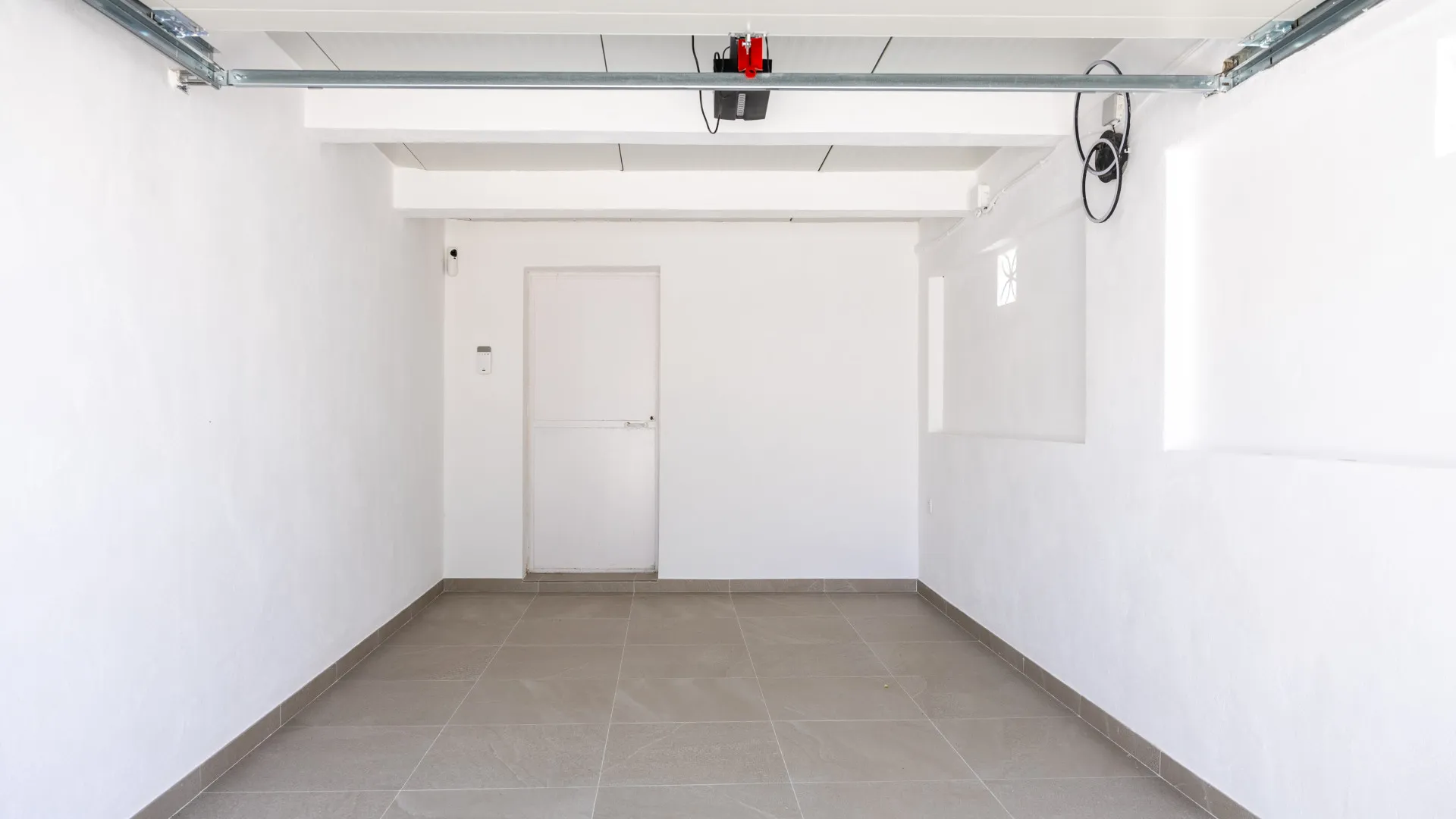 For sale villa in Elviria
