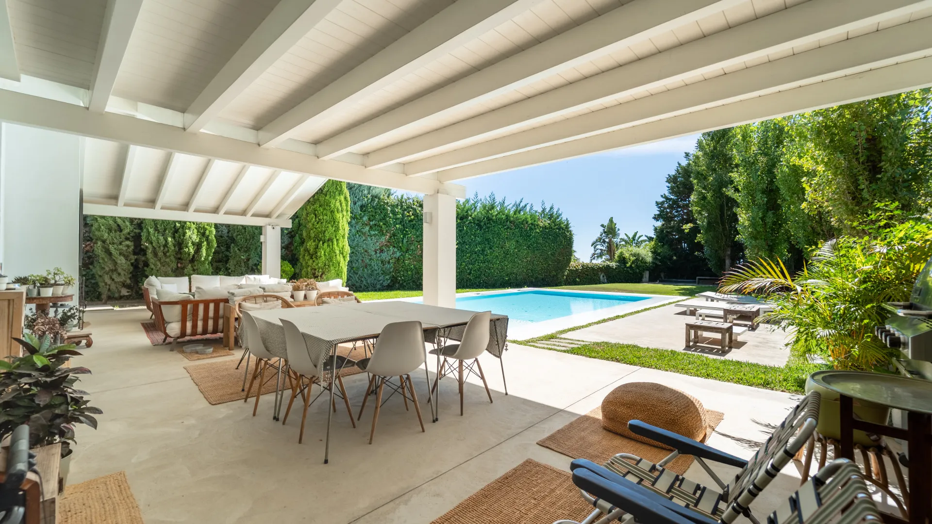 For sale villa with 5 bedrooms in Reserva del Higuerón